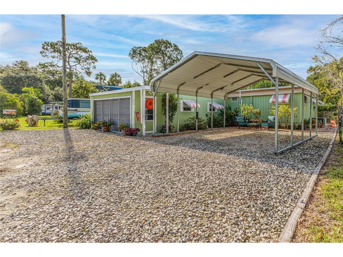 6428 Theresa Avenue Weeki Wachee FL 34607 W7868171 image1