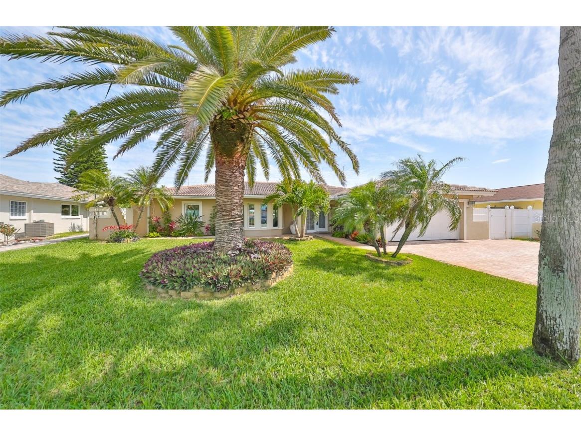 6429 Lake Sunrise Drive Apollo Beach FL 33572 T3538081 image1
