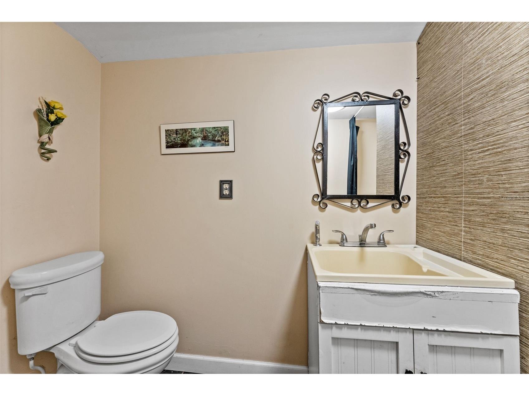6429 N Gomez Avenue Tampa FL 33614 TB8485681 image27