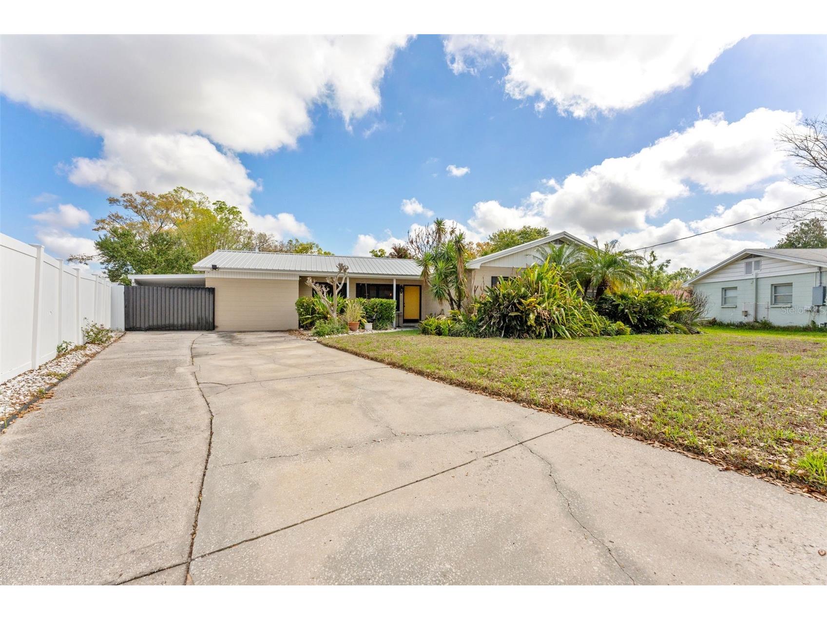 6429 N Gomez Avenue Tampa FL 33614 TB8485681 image4