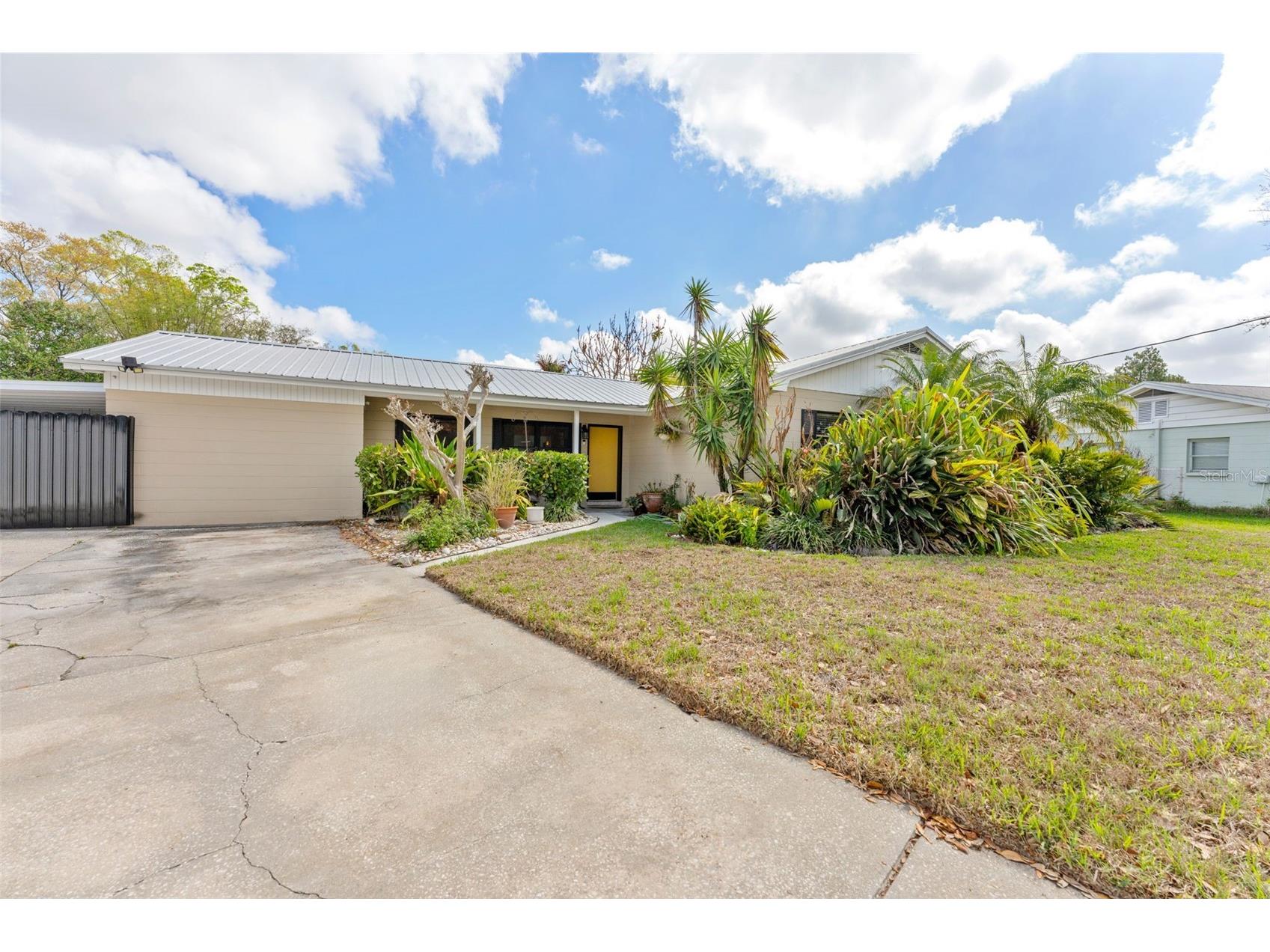 6429 N Gomez Avenue Tampa FL 33614 TB8485681 image5