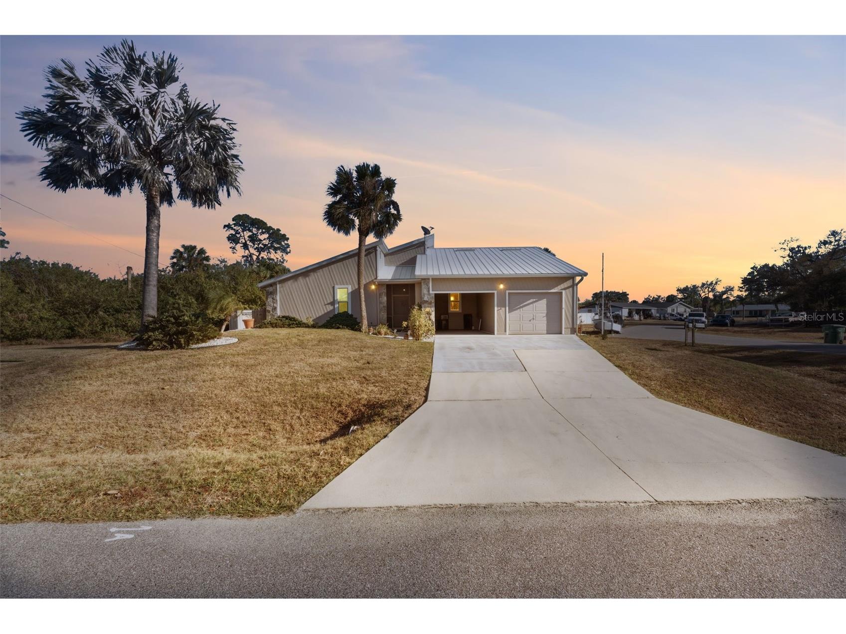 643 Blue Lane NW Port Charlotte FL 33952 C7522705 image1