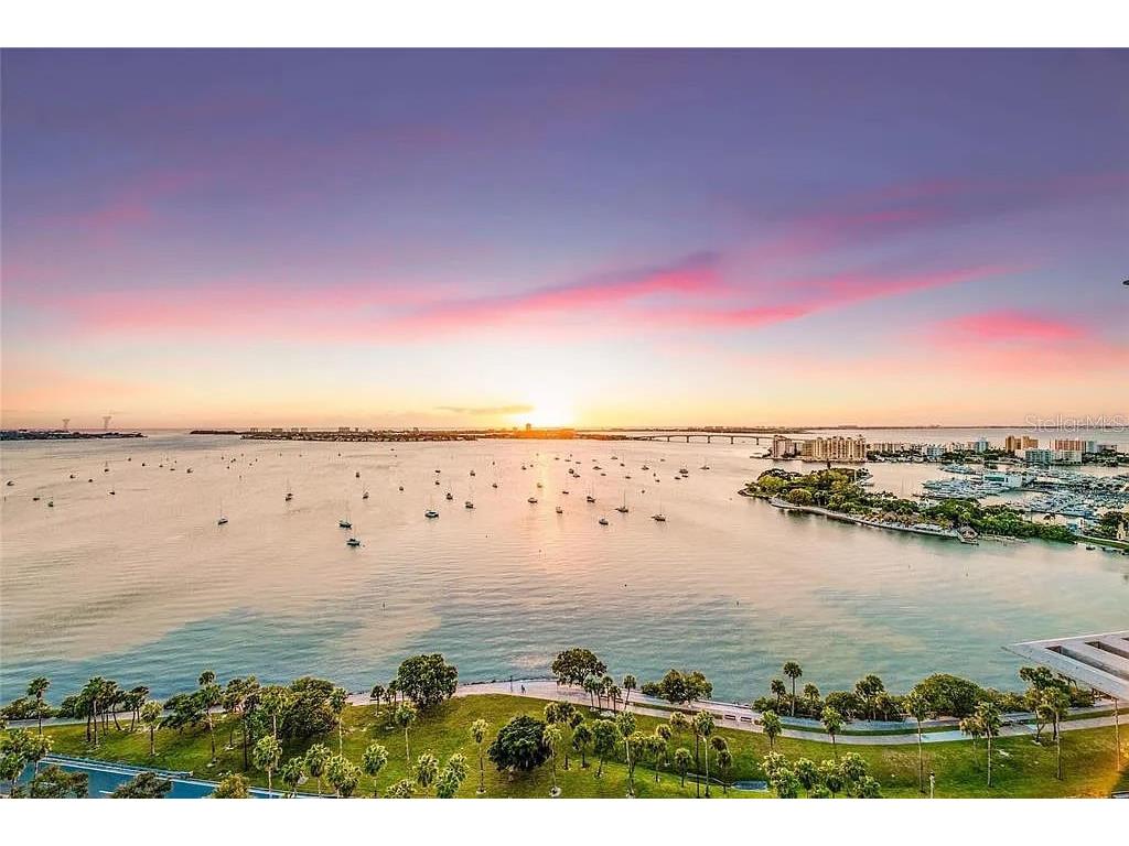 643 Calle De Peru Sarasota FL 34242 A4694451 image19
