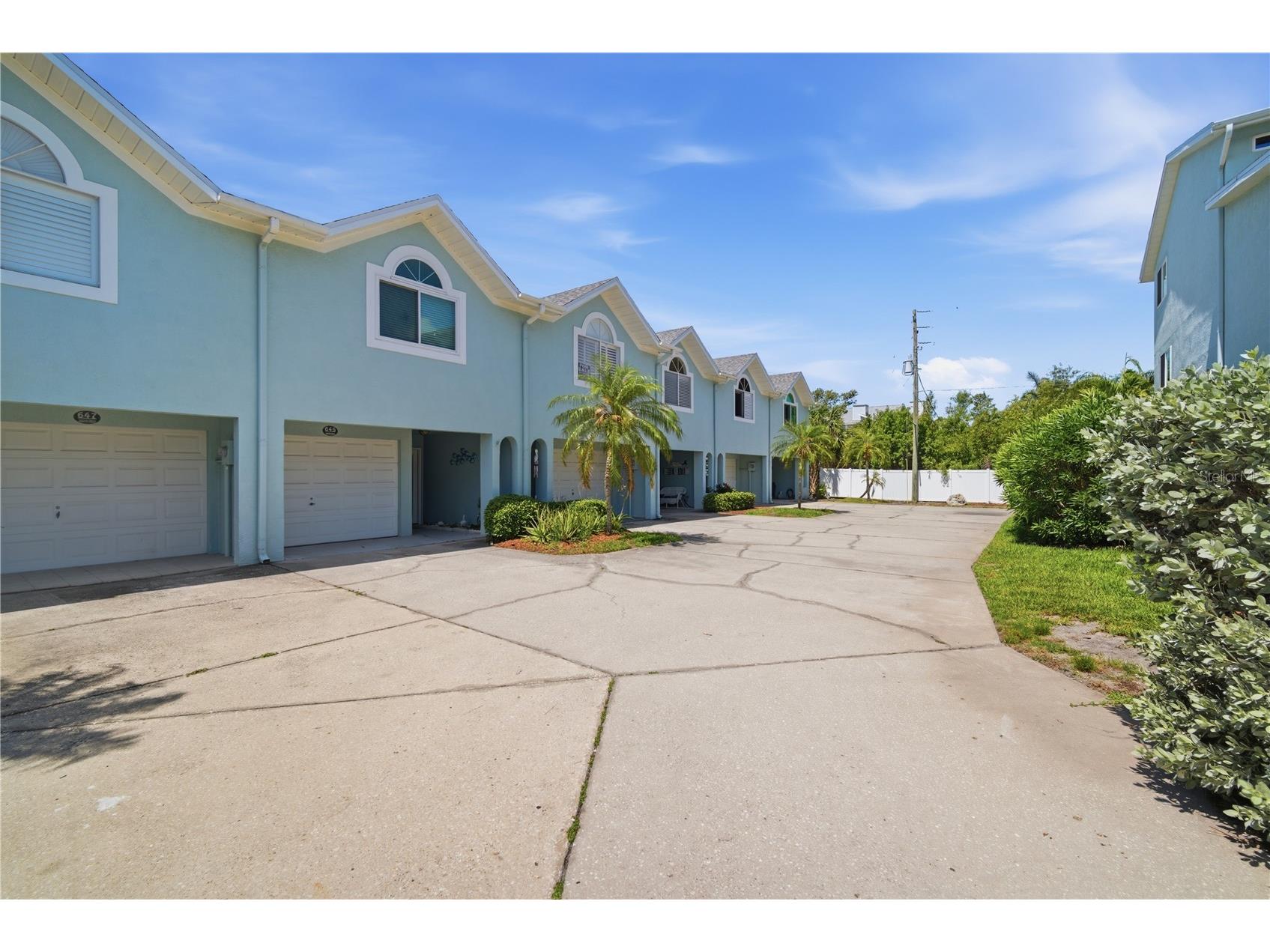 643 Garland Circle Indian Rocks Beach FL 33785 TB8512290 image1