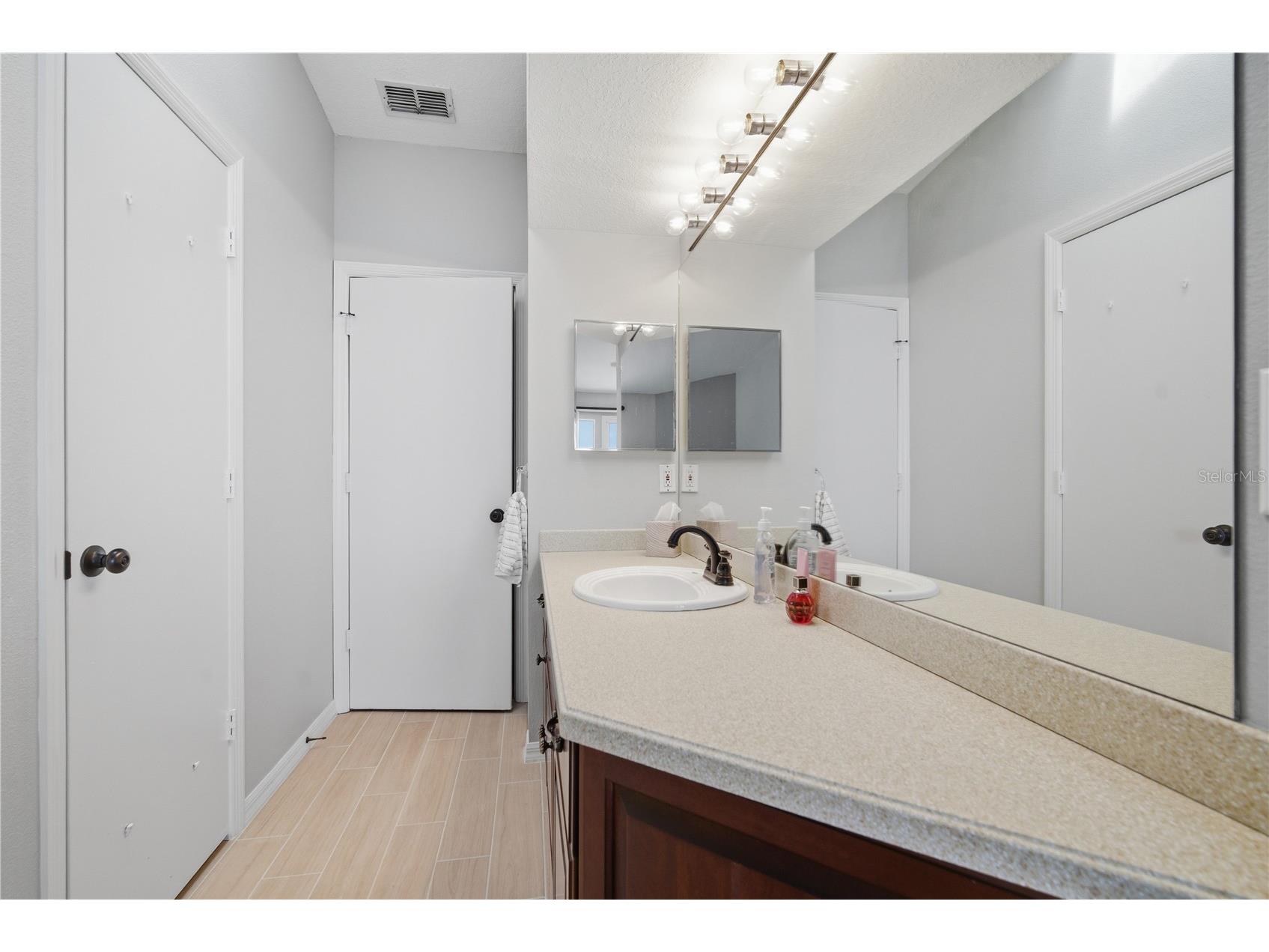 643 Garland Circle Indian Rocks Beach FL 33785 TB8512290 image39