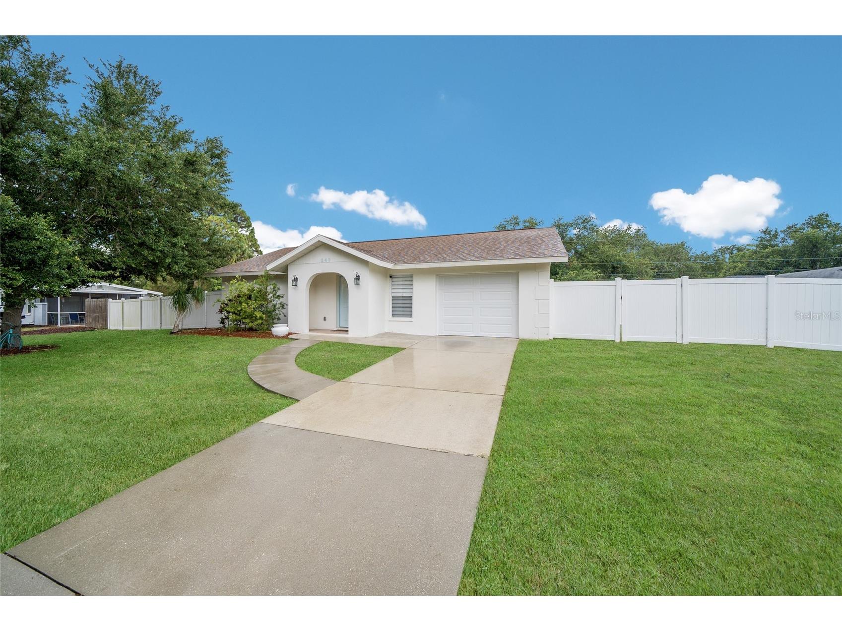 643 Mobile Road Venice FL 34293 A4696790 image2