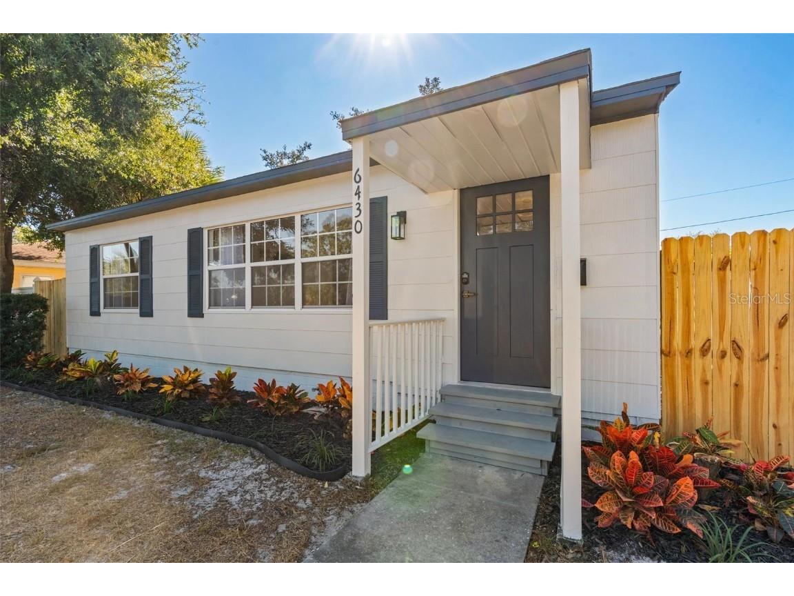 6430 2nd Avenue S Saint Petersburg FL 33707 TB8444686 image1