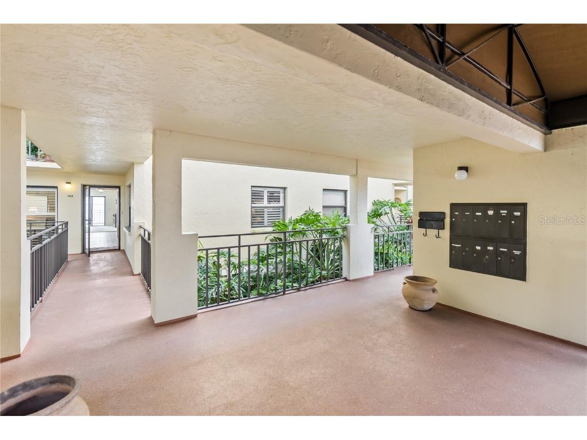 6430 Sun Eagle Lane #103 Bradenton FL 34210 - SARASOTA BAY A4642335 image26