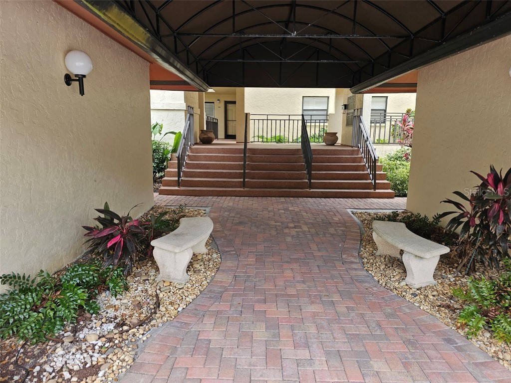 6430 Sun Eagle Lane #103 Bradenton FL 34210 - SARASOTA BAY A4655691 image5