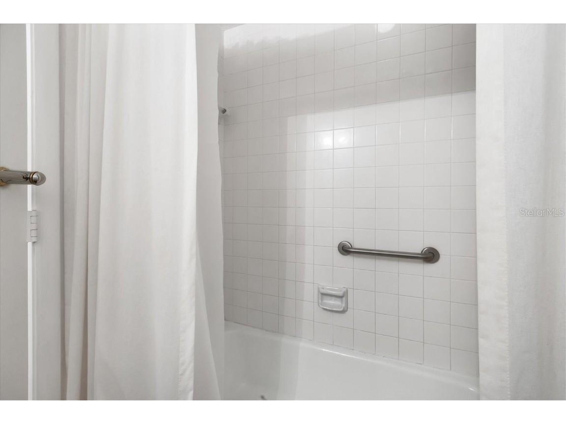 6430 Sun Eagle Lane #201 Bradenton FL 34210 - SARASOTA BAY A4664788 image24