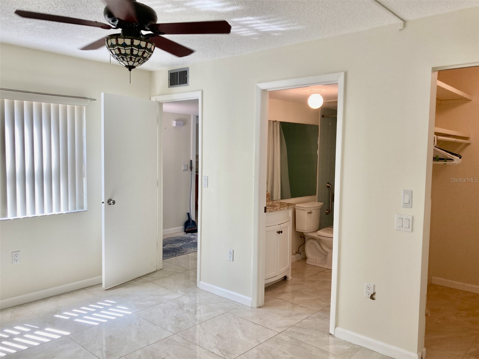 6430 Sun Eagle Lane #203 Bradenton FL 34210 - SARASOTA BAY A4651506 image17