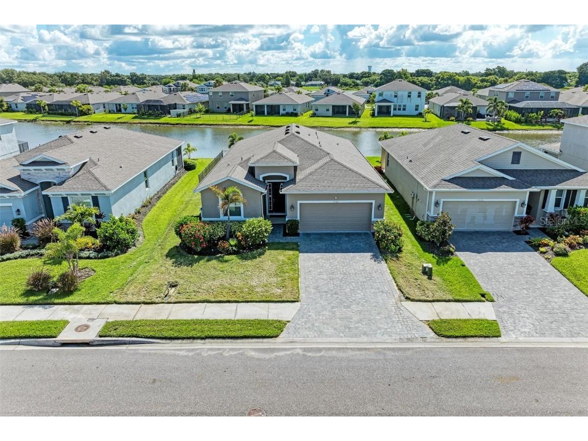 6431 Devesta Loop Palmetto FL 34221 - COMMUNITY POND A4618972 image1