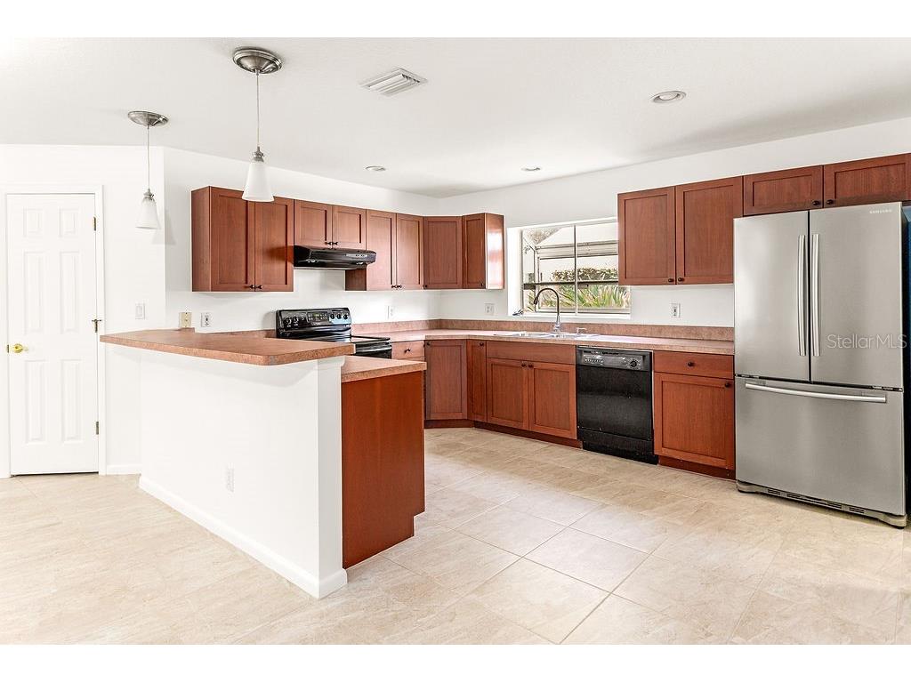 6431 Gentle Ben Circle Wesley Chapel FL 33544 TB8414086 image10