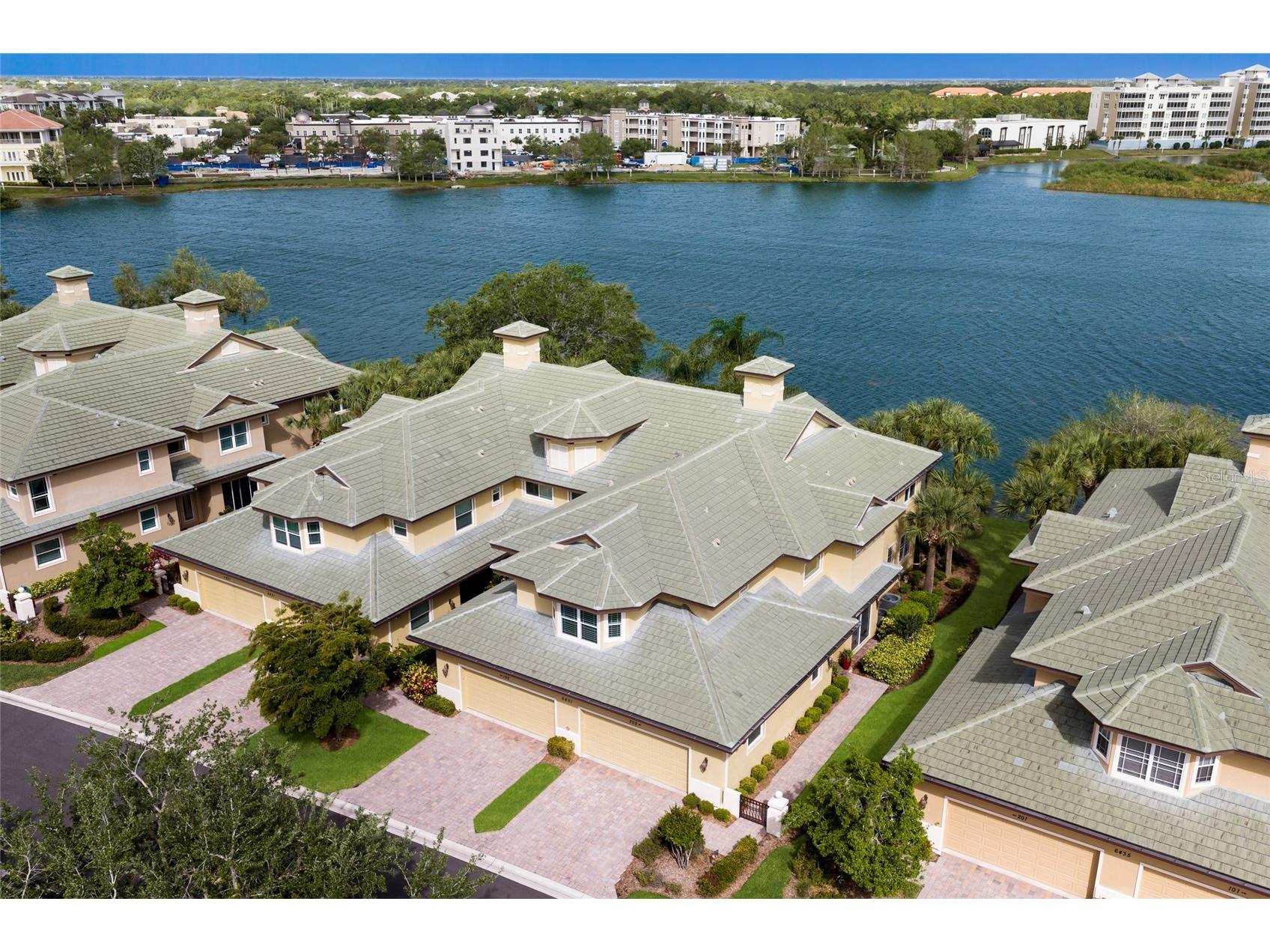 6431 Moorings Point Circle #202 Lakewood Ranch FL 34202 A4690134 image4