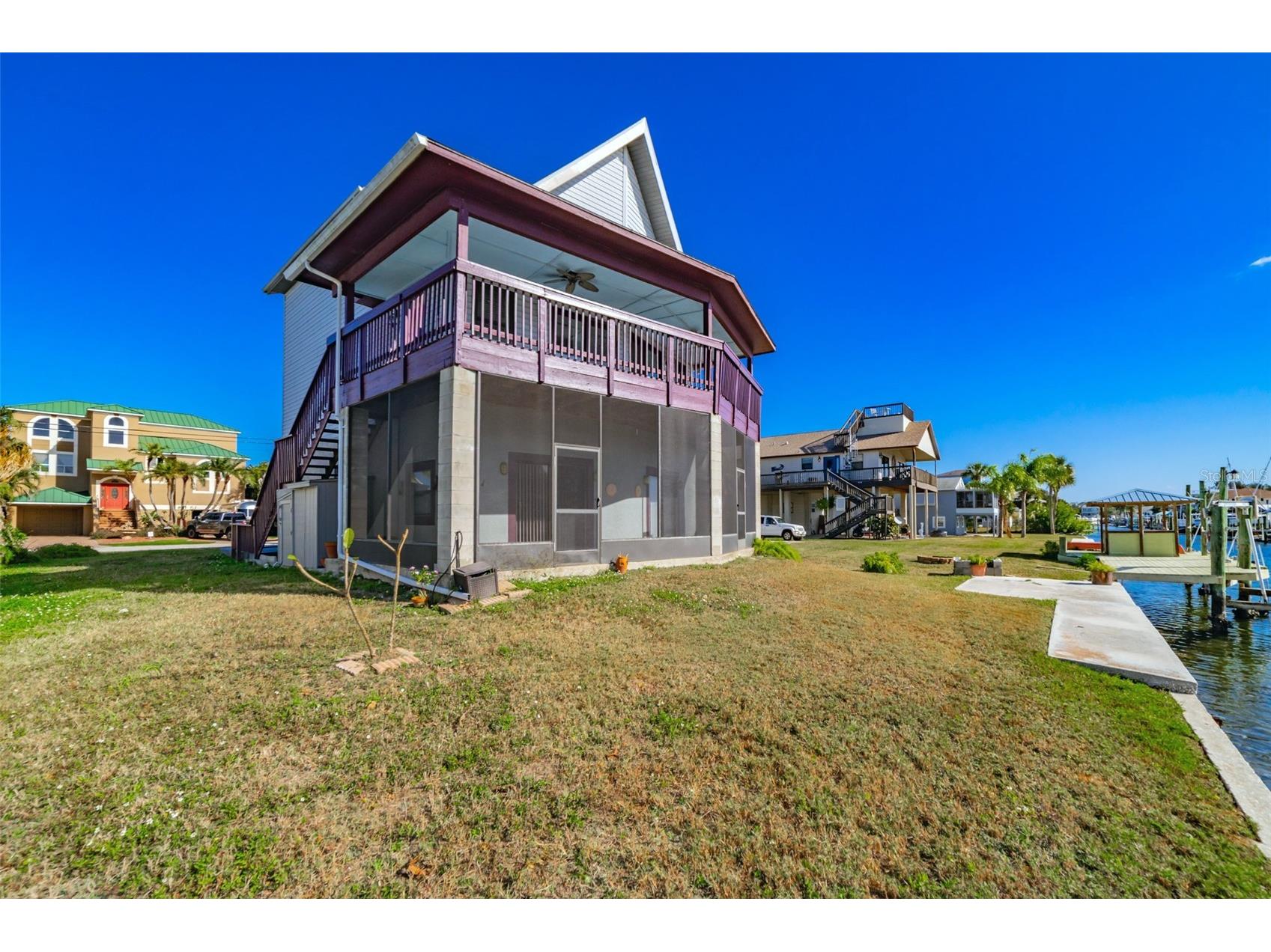 6432 Driftwood Drive Hudson FL 34667 W7881492 image2