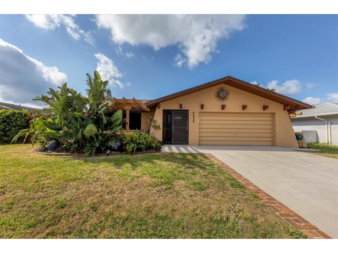 6432 Samoa Drive Sarasota FL 34241 A4604277 image1