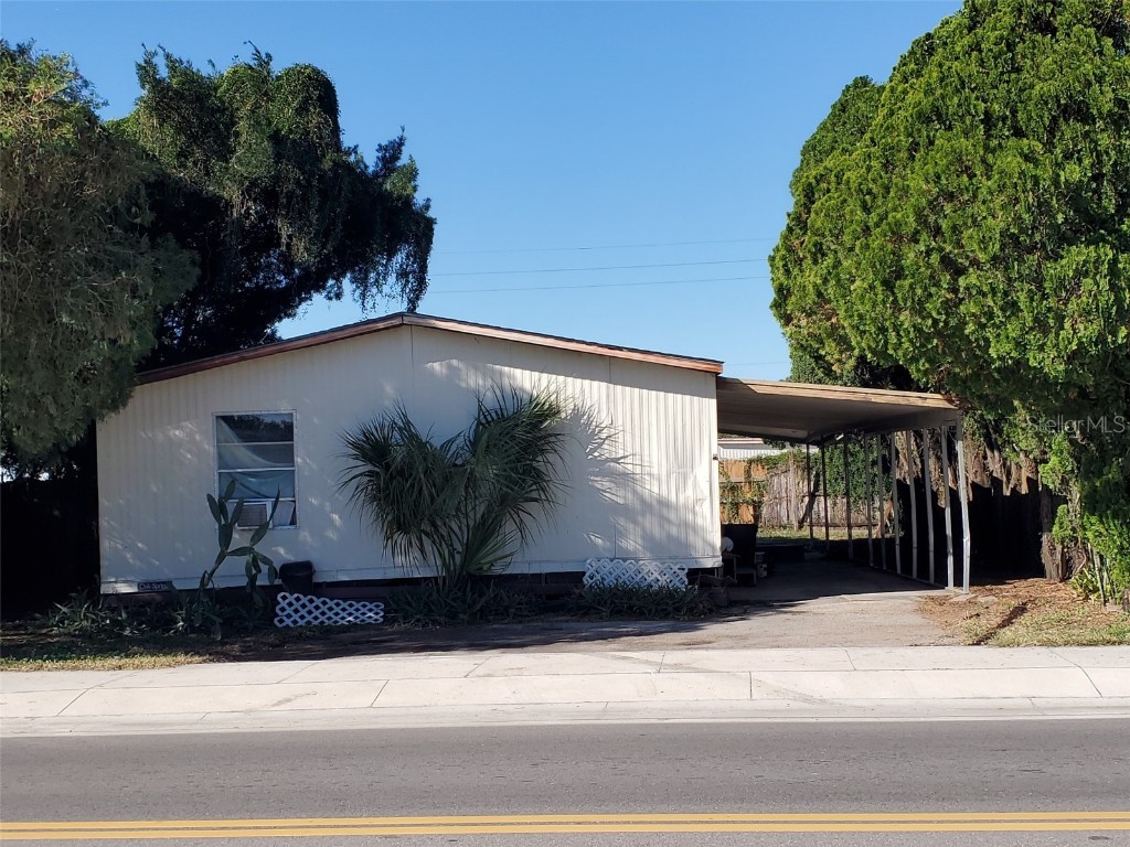 6433 20th Street Zephyrhills FL 33542 TB8324119 image1