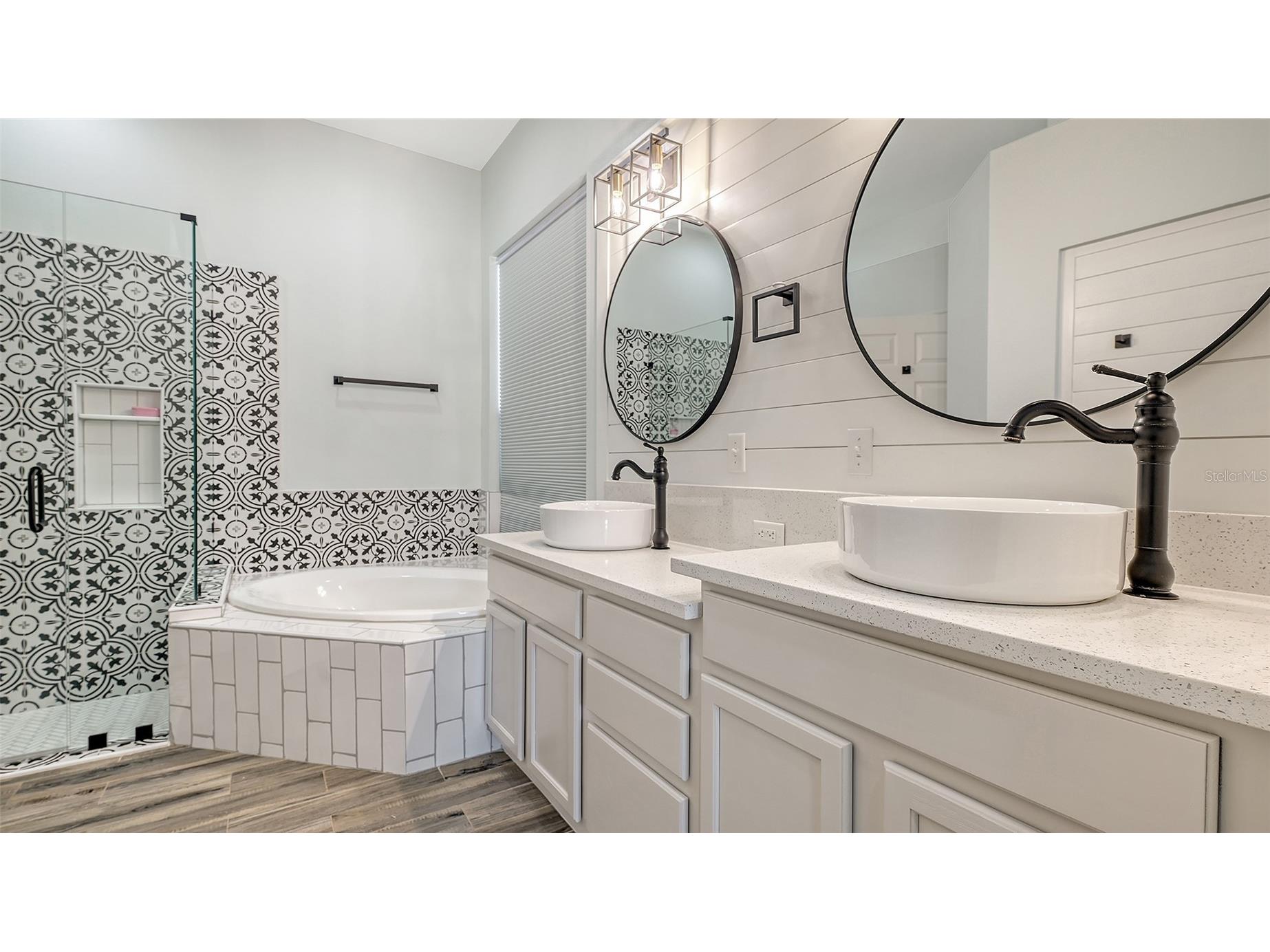 6433 Blue Grosbeak Circle Lakewood Ranch FL 34202 A4681479 image25