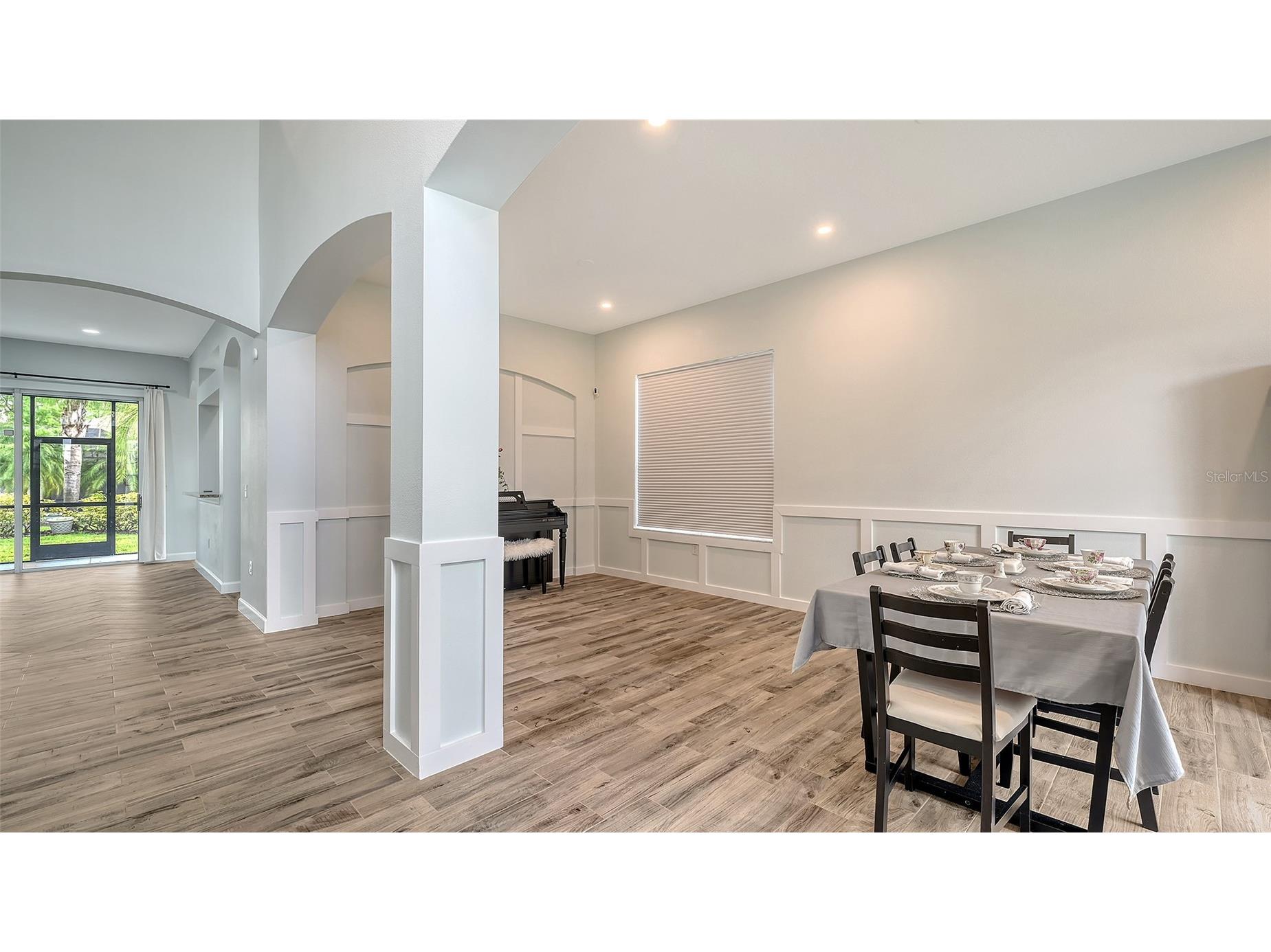 6433 Blue Grosbeak Circle Lakewood Ranch FL 34202 A4681479 image5