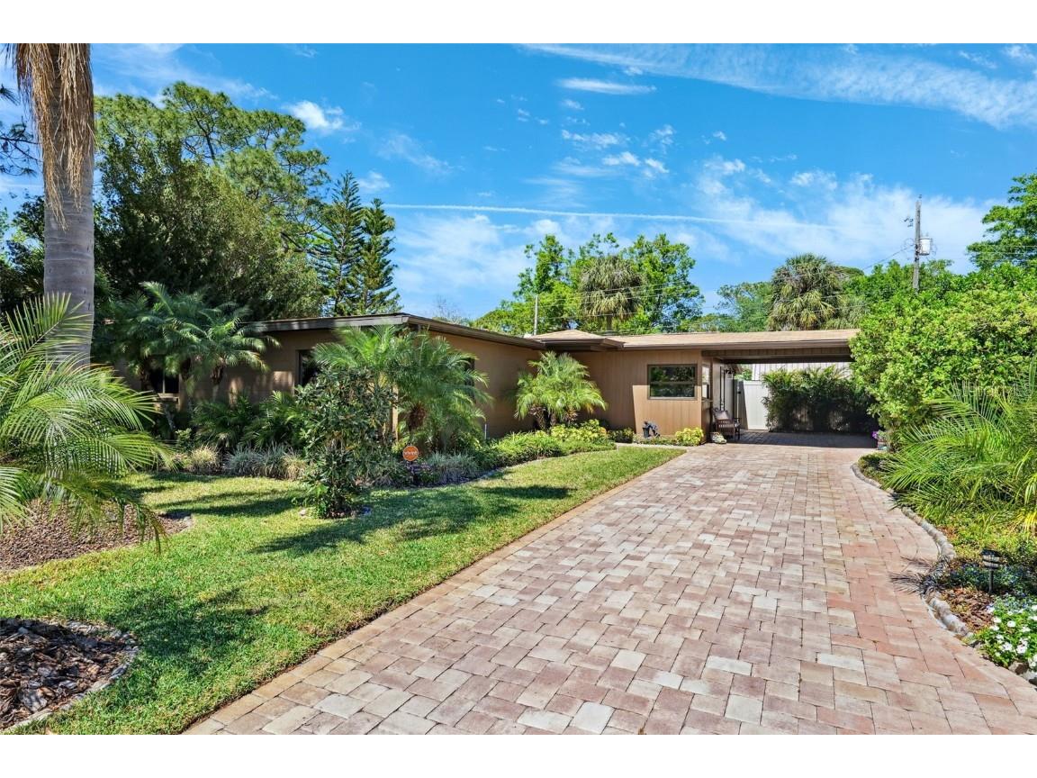 6433 Murray Hill Drive Tampa FL 33615 W7873414 image1