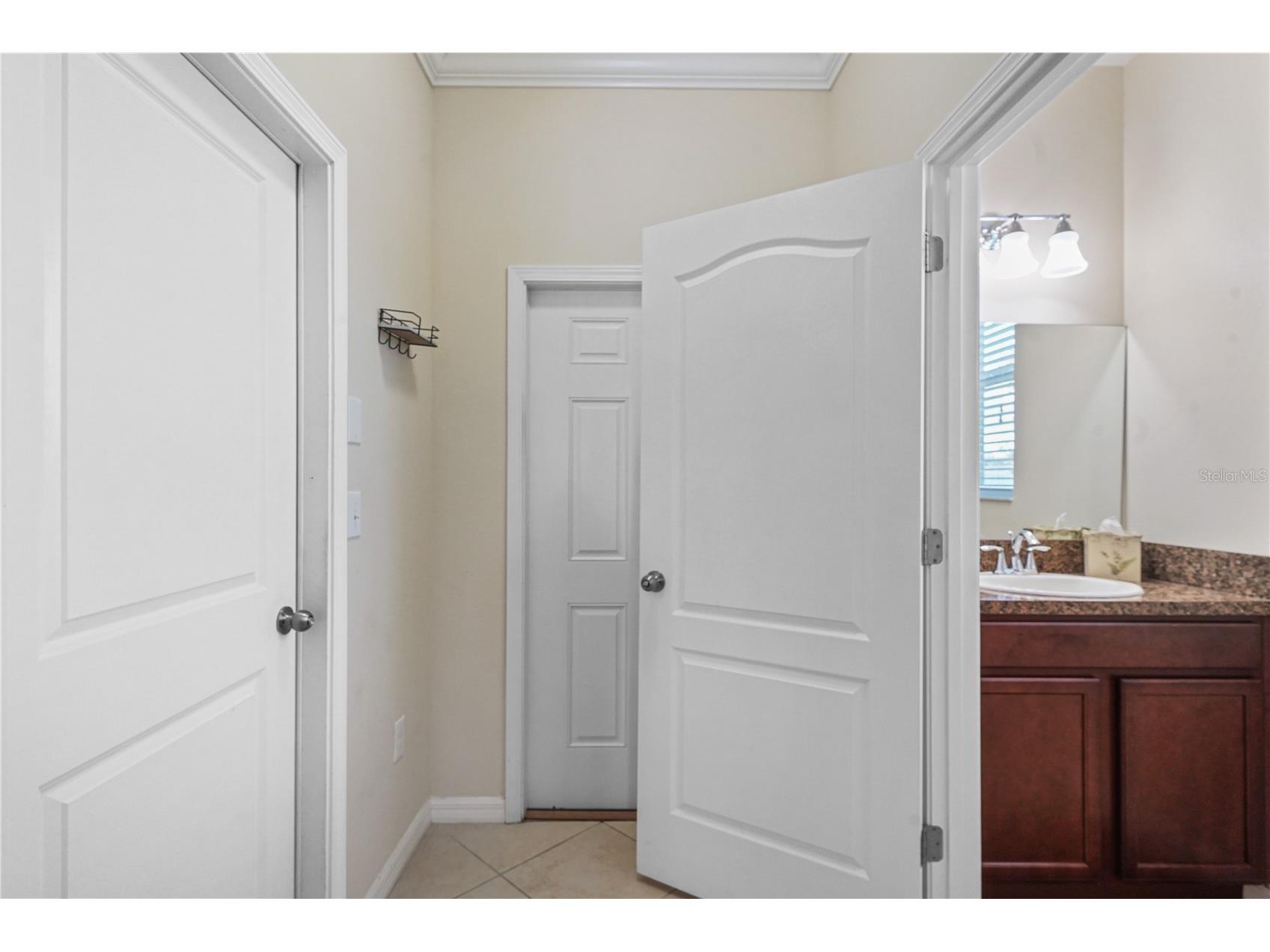 6433 Torrington Circle Lakeland FL 33811 TB8458263 image2