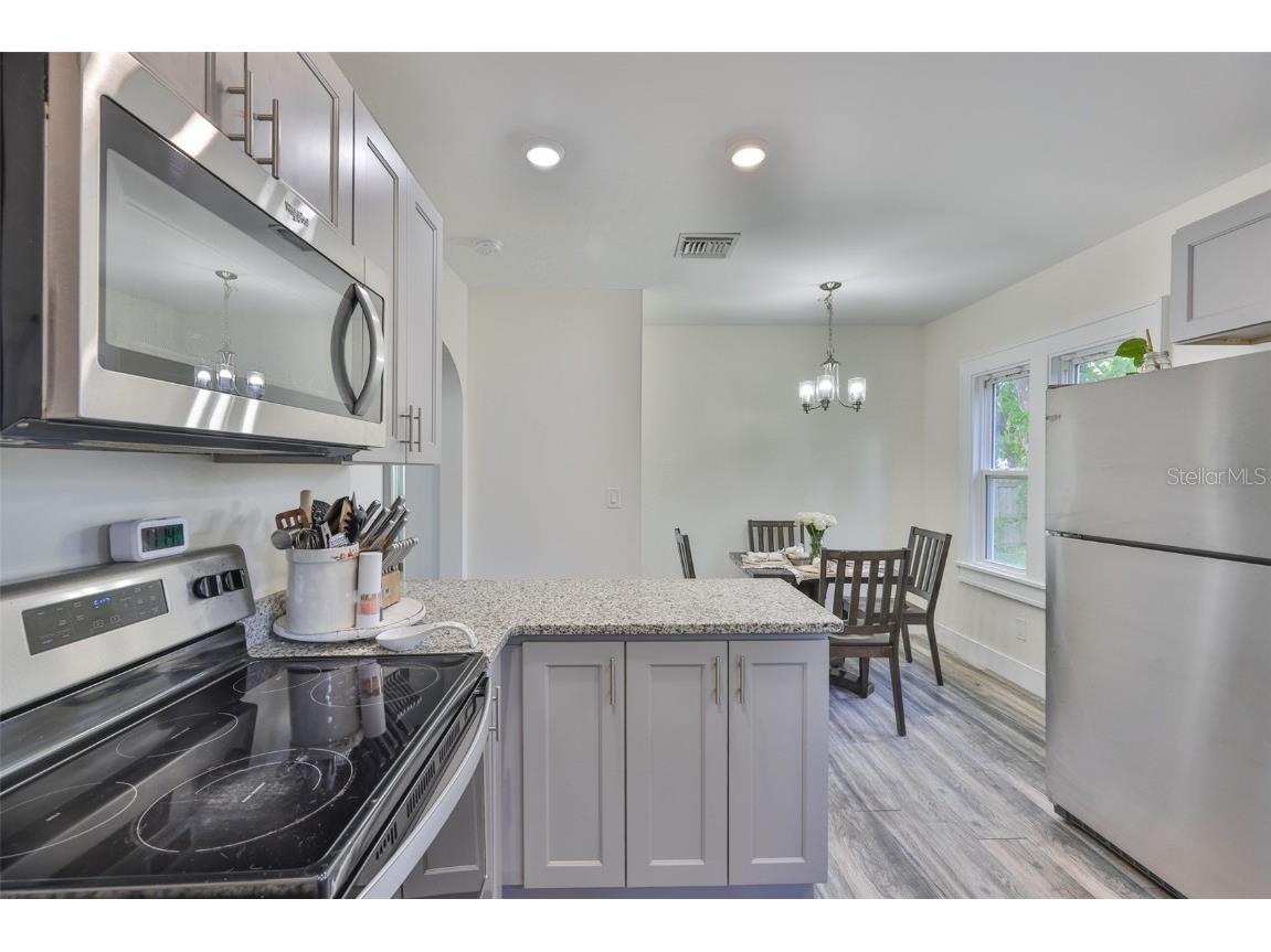 6436 30th Street N Saint Petersburg FL 33702 TB8413338 image11