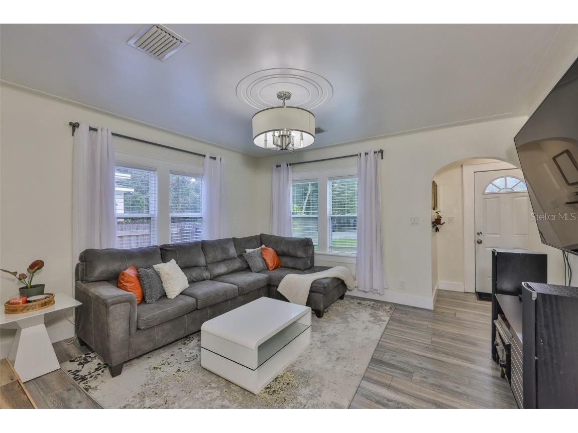 6436 30th Street N Saint Petersburg FL 33702 TB8413338 image4