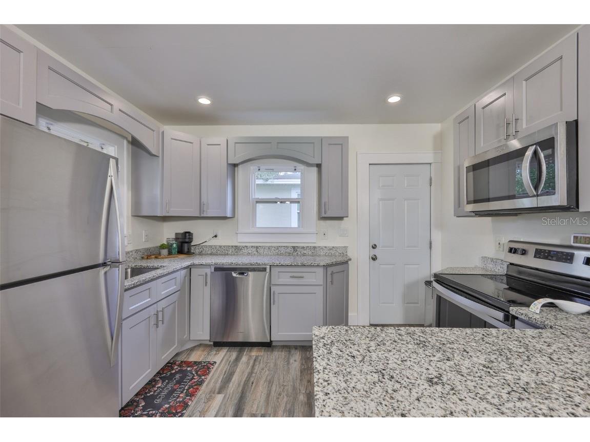 6436 30th Street N Saint Petersburg FL 33702 TB8413338 image9