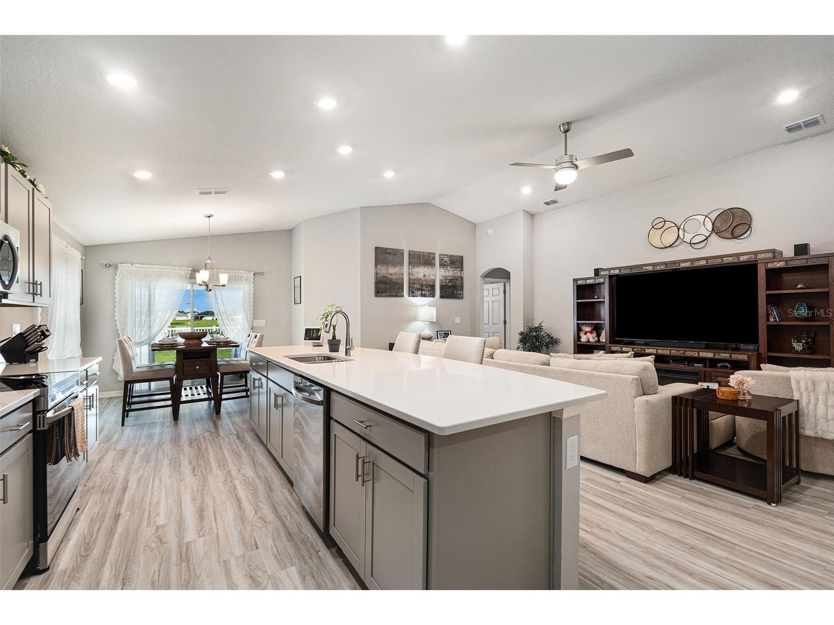 6436 Pebblebrooke Way Zephyrhills FL 33541 TB8486348 image14