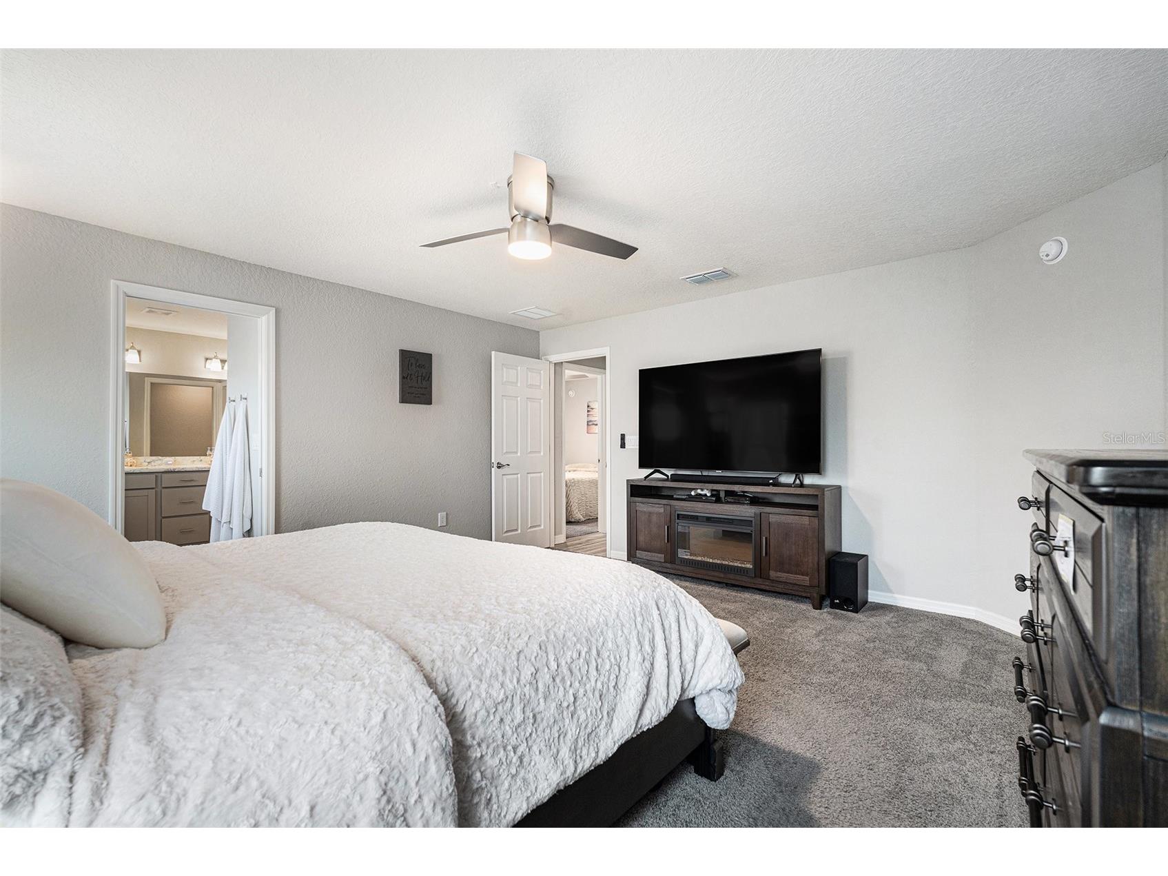 6436 Pebblebrooke Way Zephyrhills FL 33541 TB8486348 image19