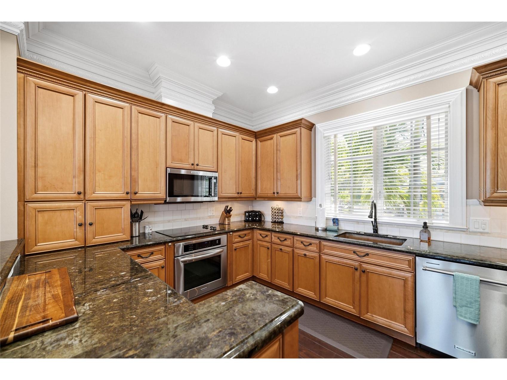 6438 Hollywood Boulevard Sarasota FL 34231 - SARASOTA BAY ICW A4693913 image25