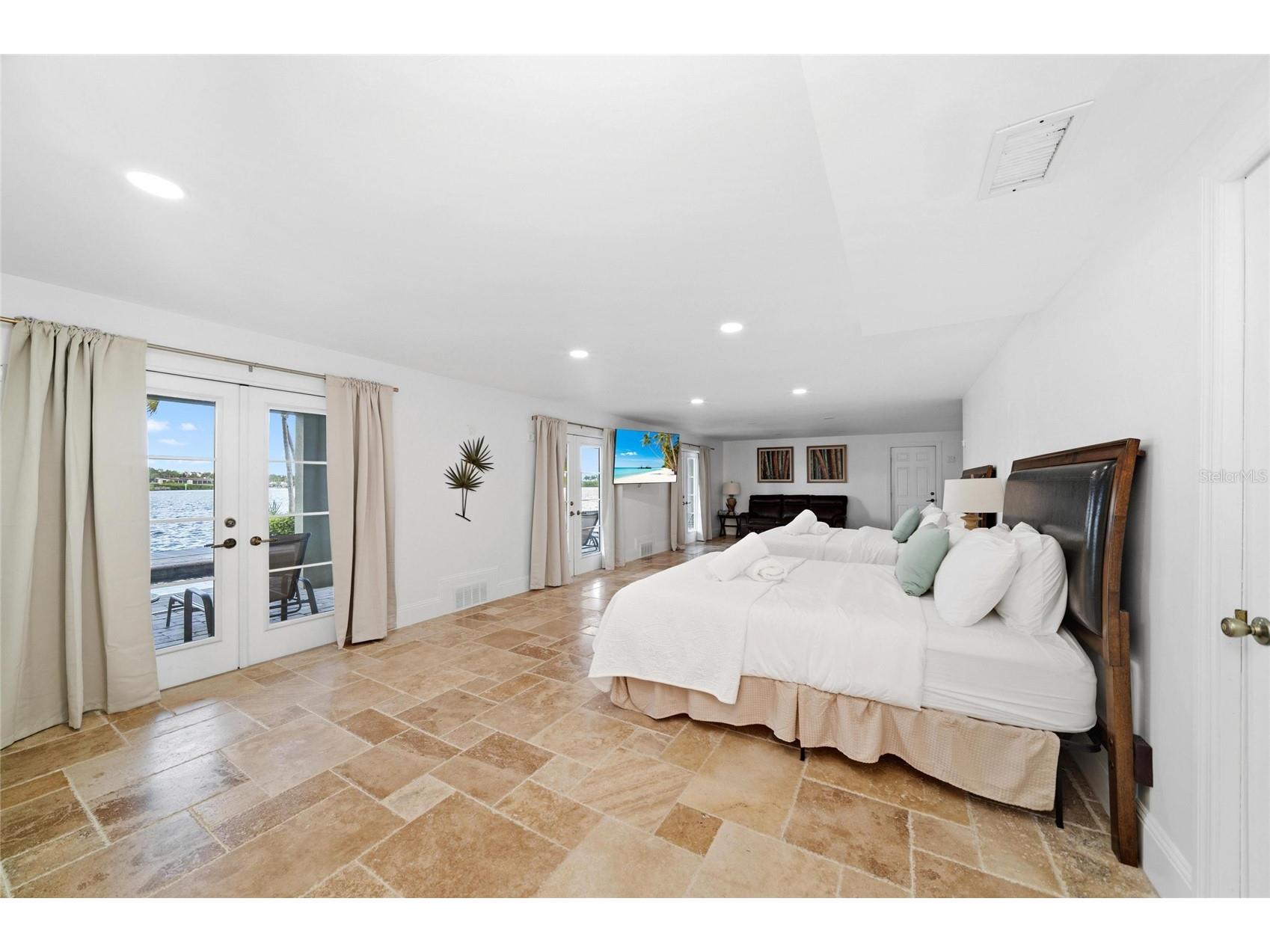 6438 Hollywood Boulevard Sarasota FL 34231 - SARASOTA BAY ICW A4693913 image64