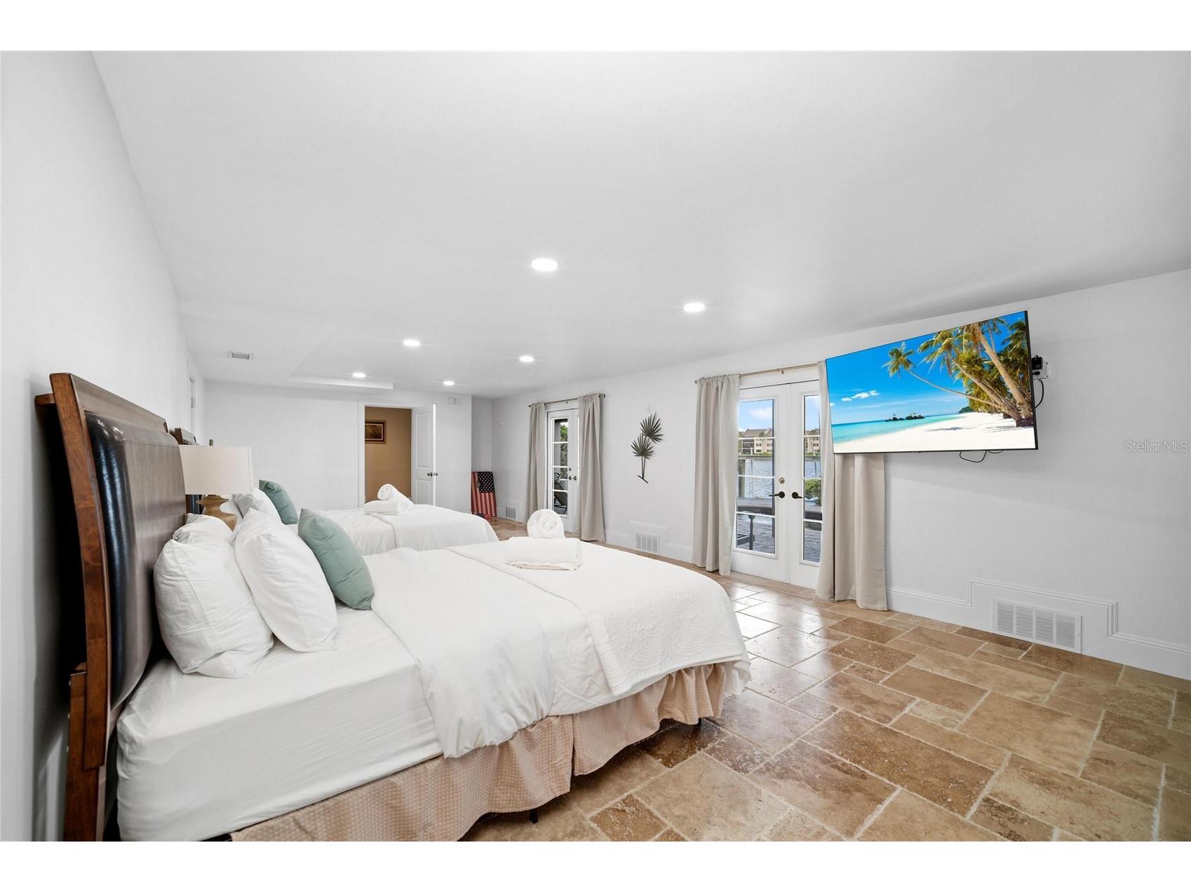 6438 Hollywood Boulevard Sarasota FL 34231 - SARASOTA BAY ICW A4693913 image66