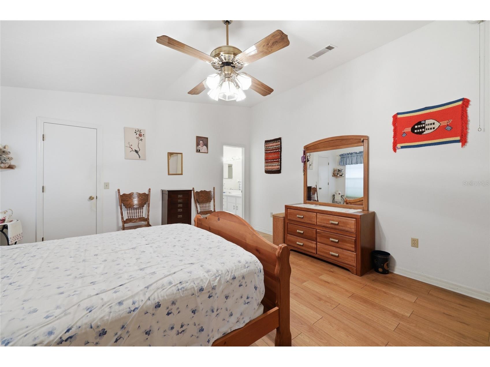 6438 NW 37th Terrace Gainesville FL 32653 GC541662 image25