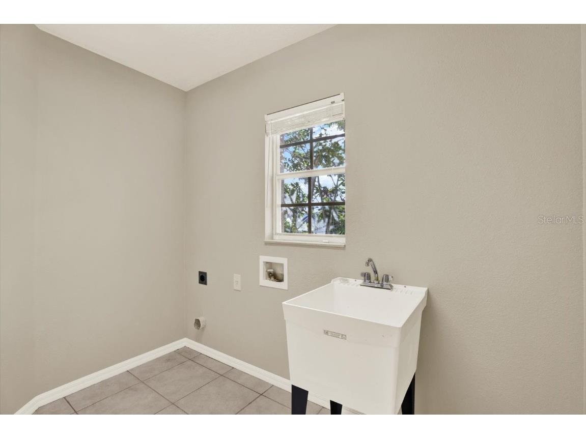 6439 Gentle Ben Circle Wesley Chapel FL 33544 TB8398587 image20