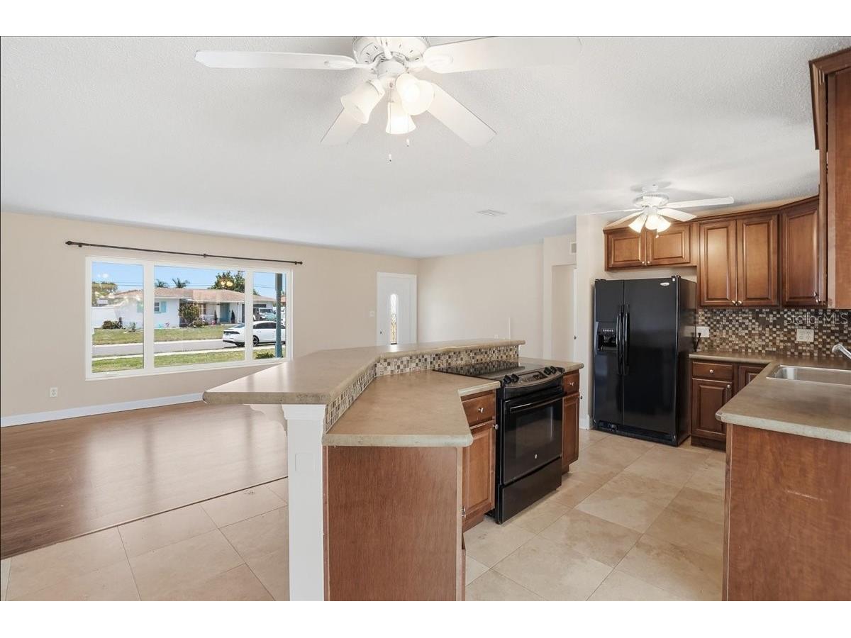 6439 Georgia Avenue Bradenton FL 34207 A4692350 image6