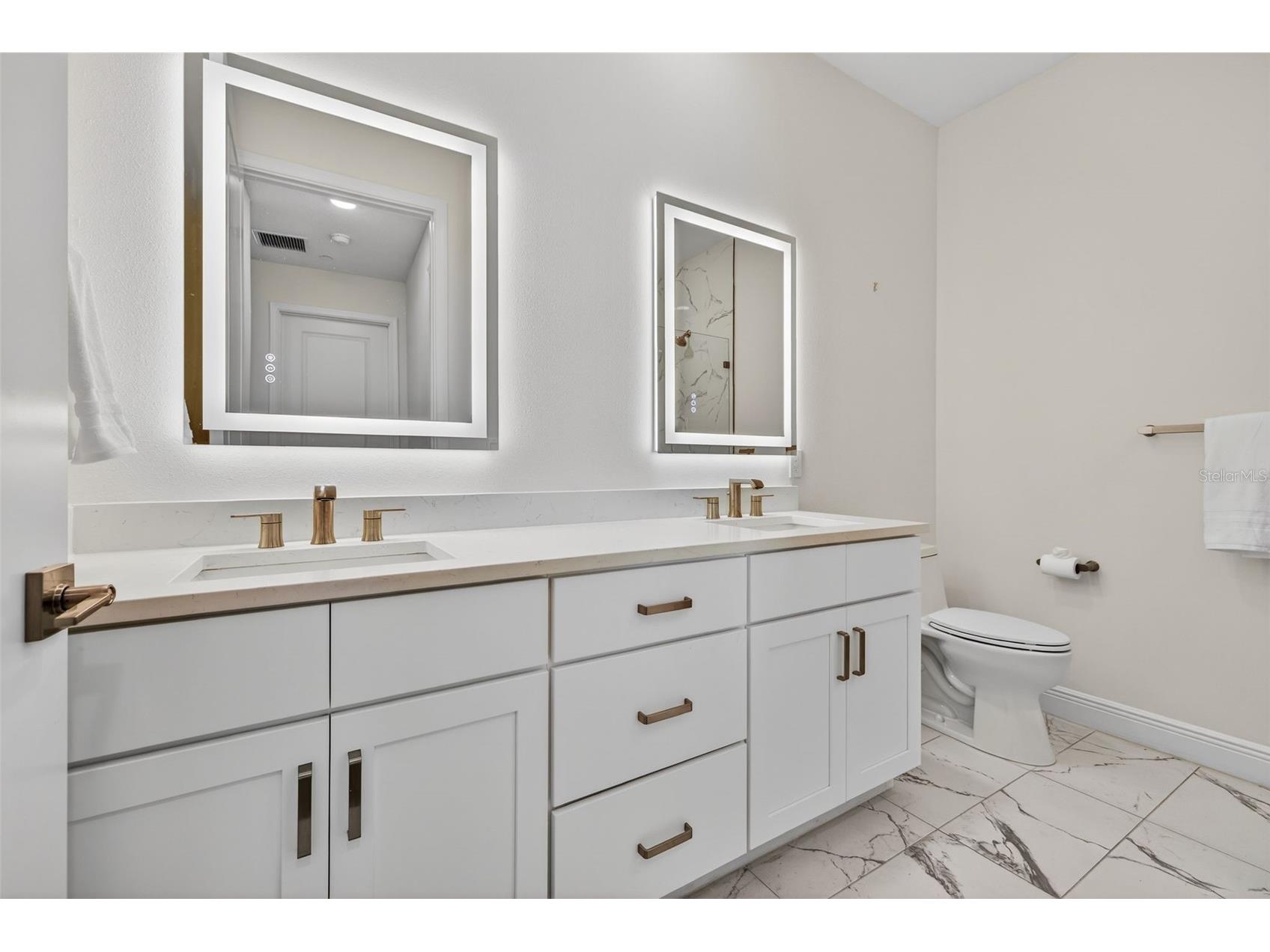 644 3rd Avenue S #202 Saint Petersburg FL 33701 TB8507629 image13