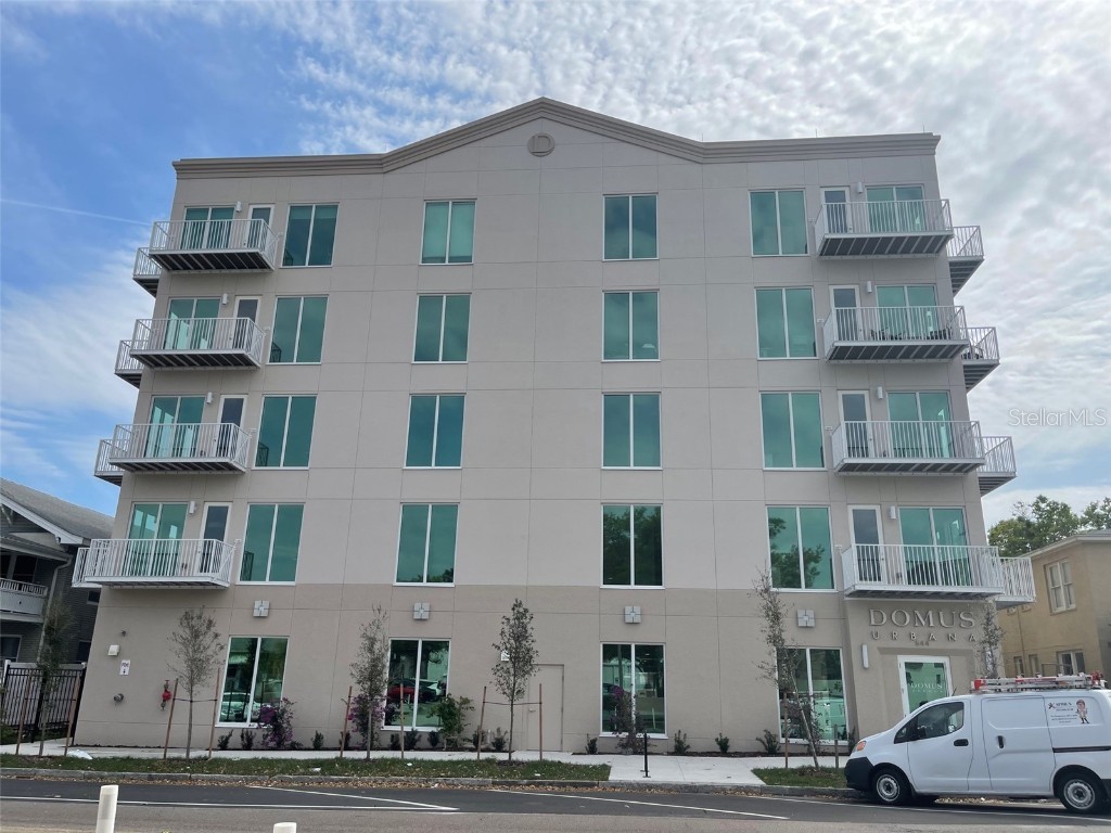 644 3rd Avenue S #206 Saint Petersburg FL 33701 J959065 image1