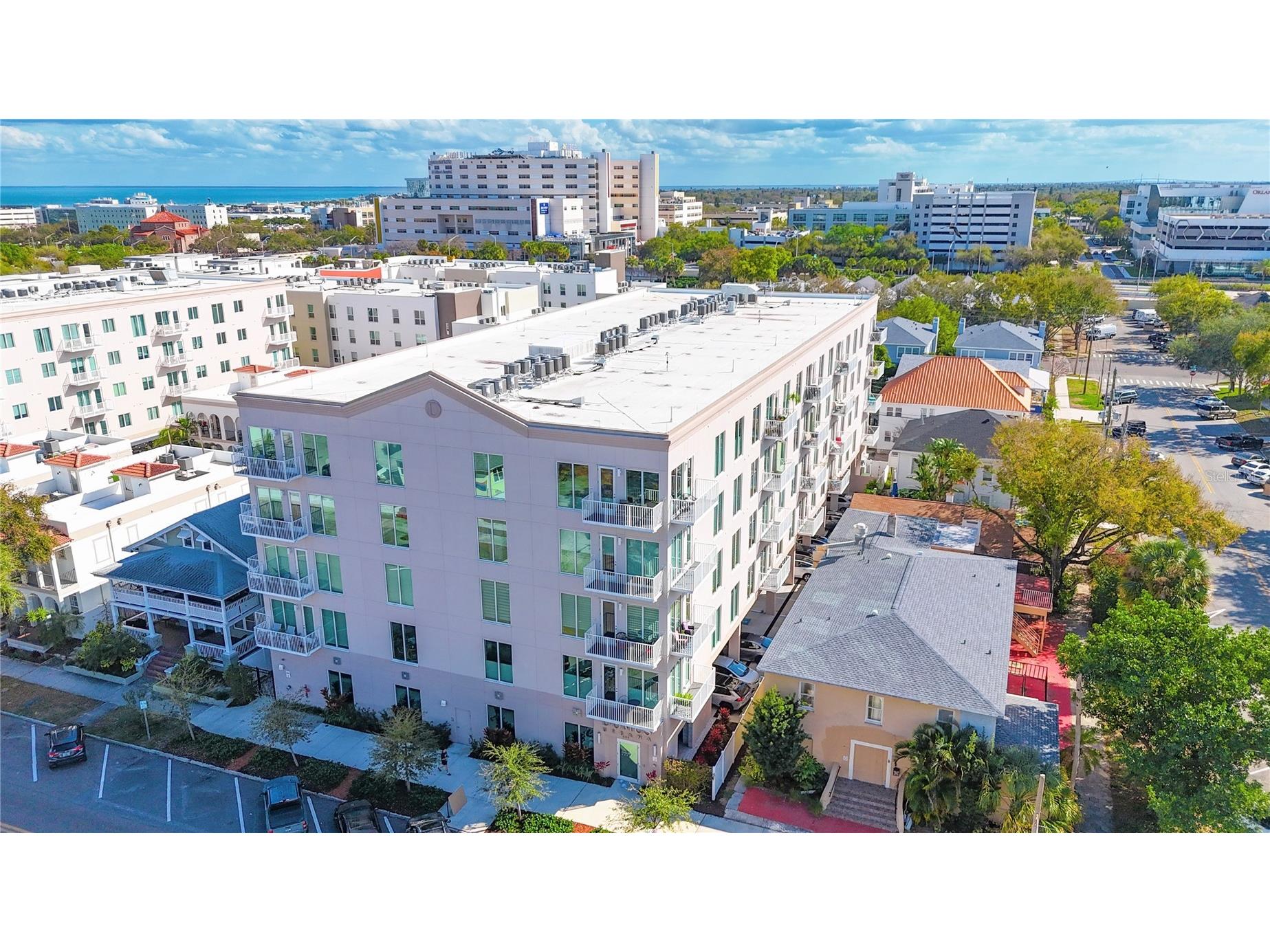 644 3rd Avenue S #303 Saint Petersburg FL 33701 TB8481819 image1