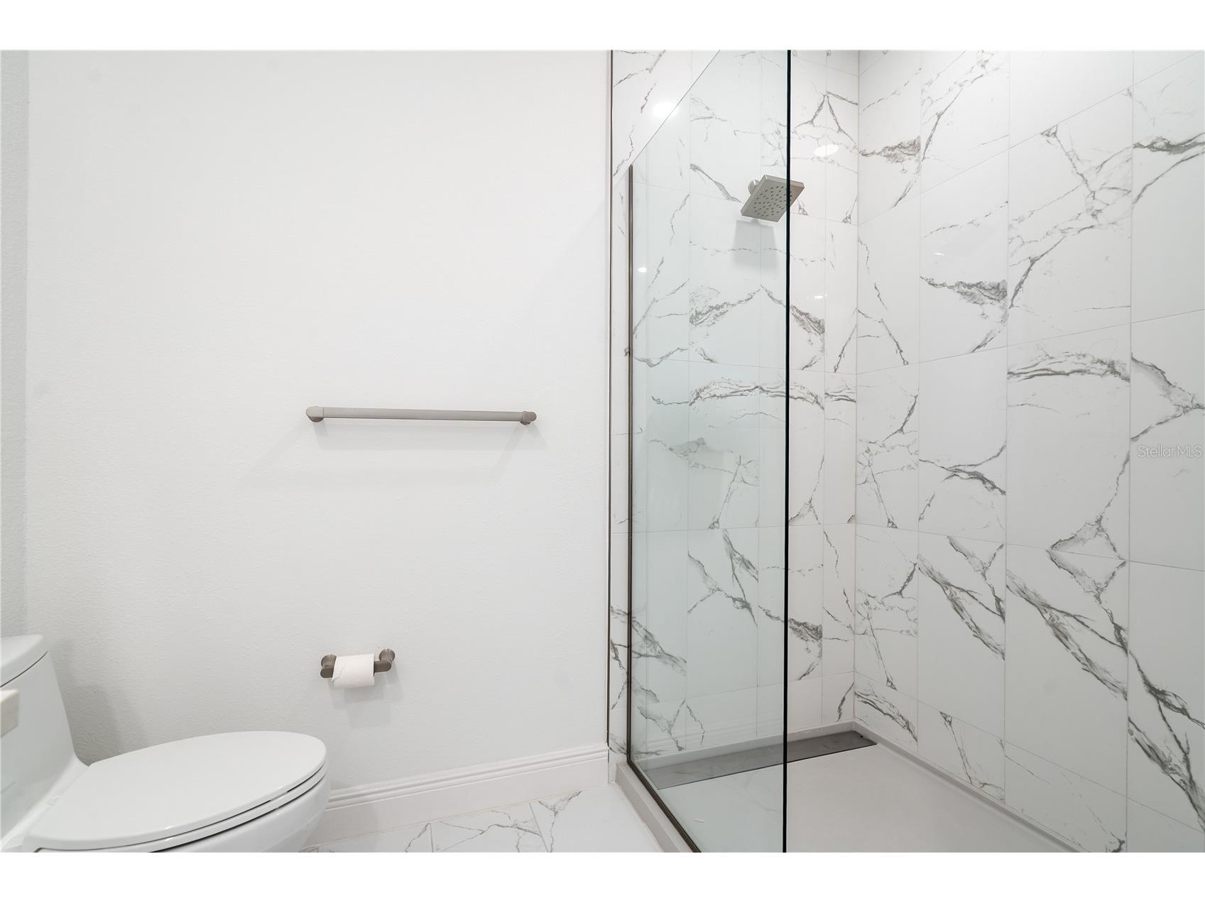 644 3rd Avenue S #303 Saint Petersburg FL 33701 TB8481819 image23