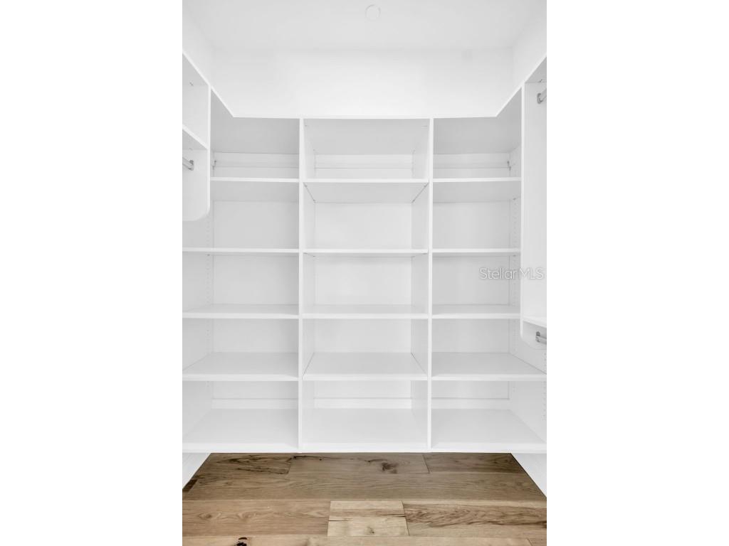 644 3rd Avenue S #305 Saint Petersburg FL 33701 TB8422750 image22