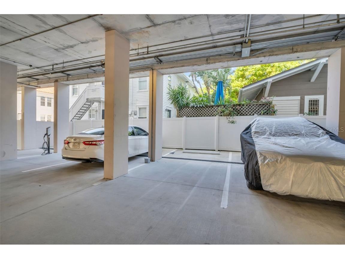 644 3rd Avenue S #305 Saint Petersburg FL 33701 TB8422750 image32