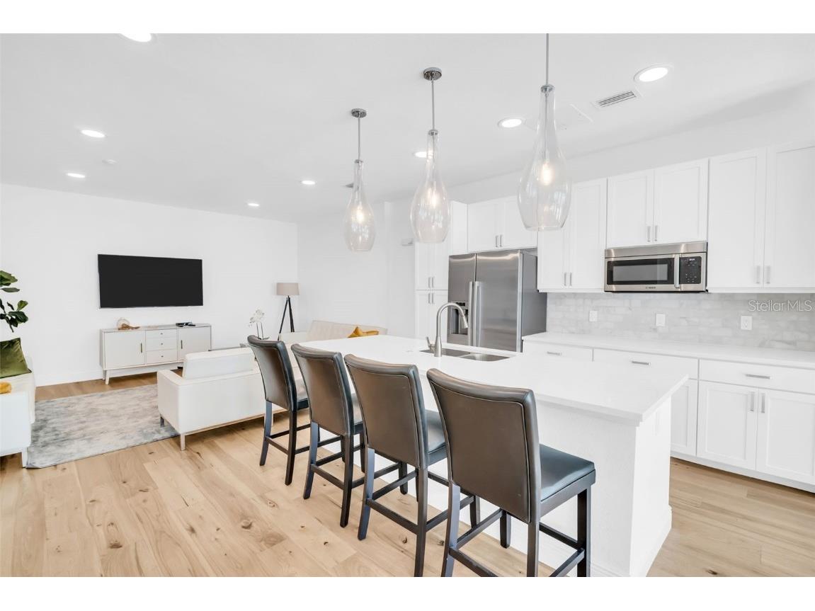 644 3rd Avenue S #305 Saint Petersburg FL 33701 TB8422750 image34