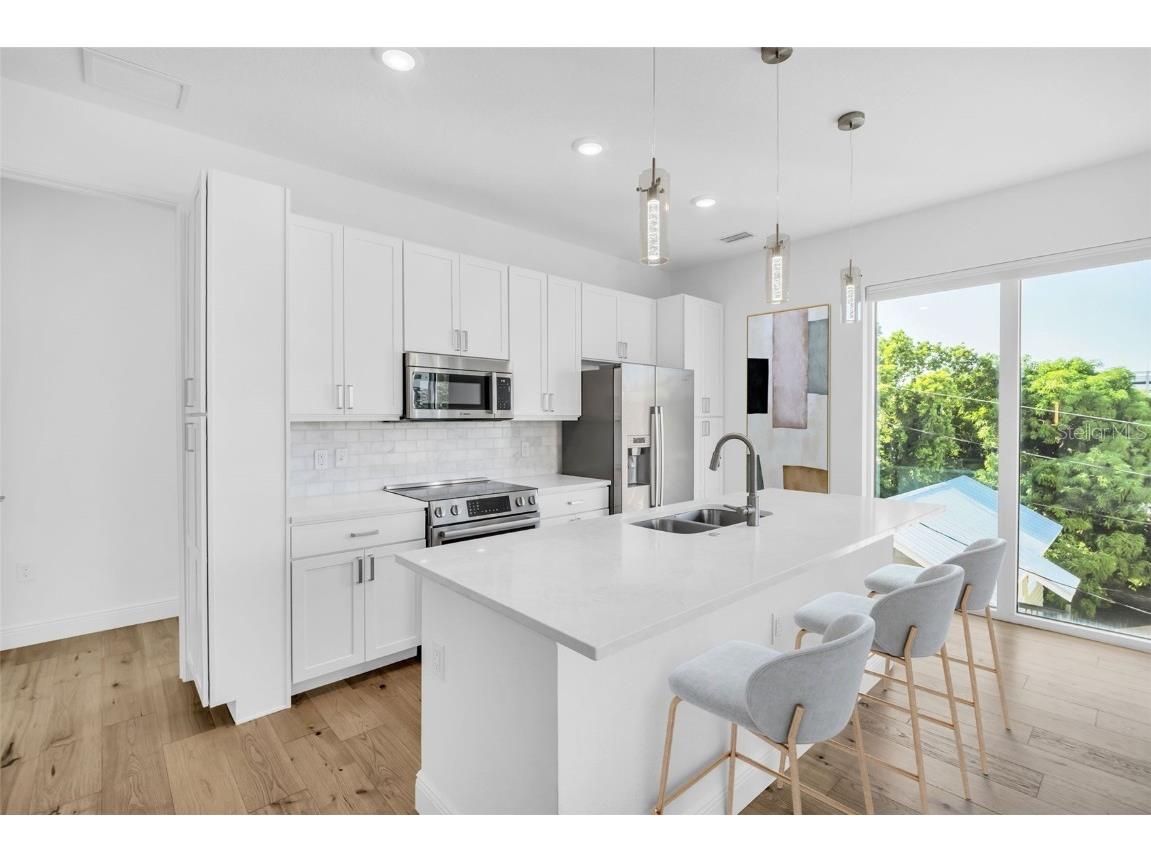 644 3rd Avenue S #305 Saint Petersburg FL 33701 TB8422750 image6