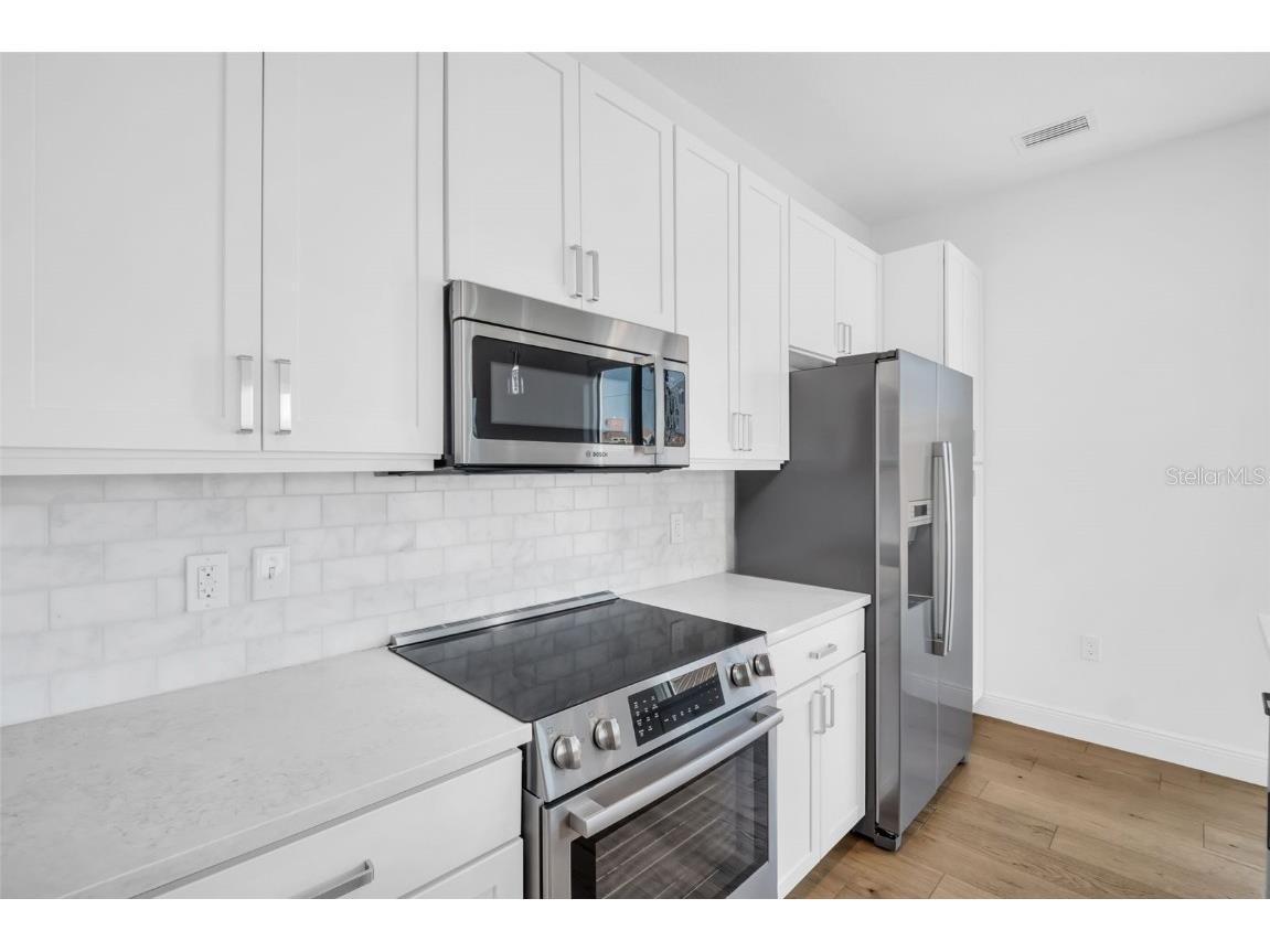 644 3rd Avenue S #305 Saint Petersburg FL 33701 TB8422750 image9