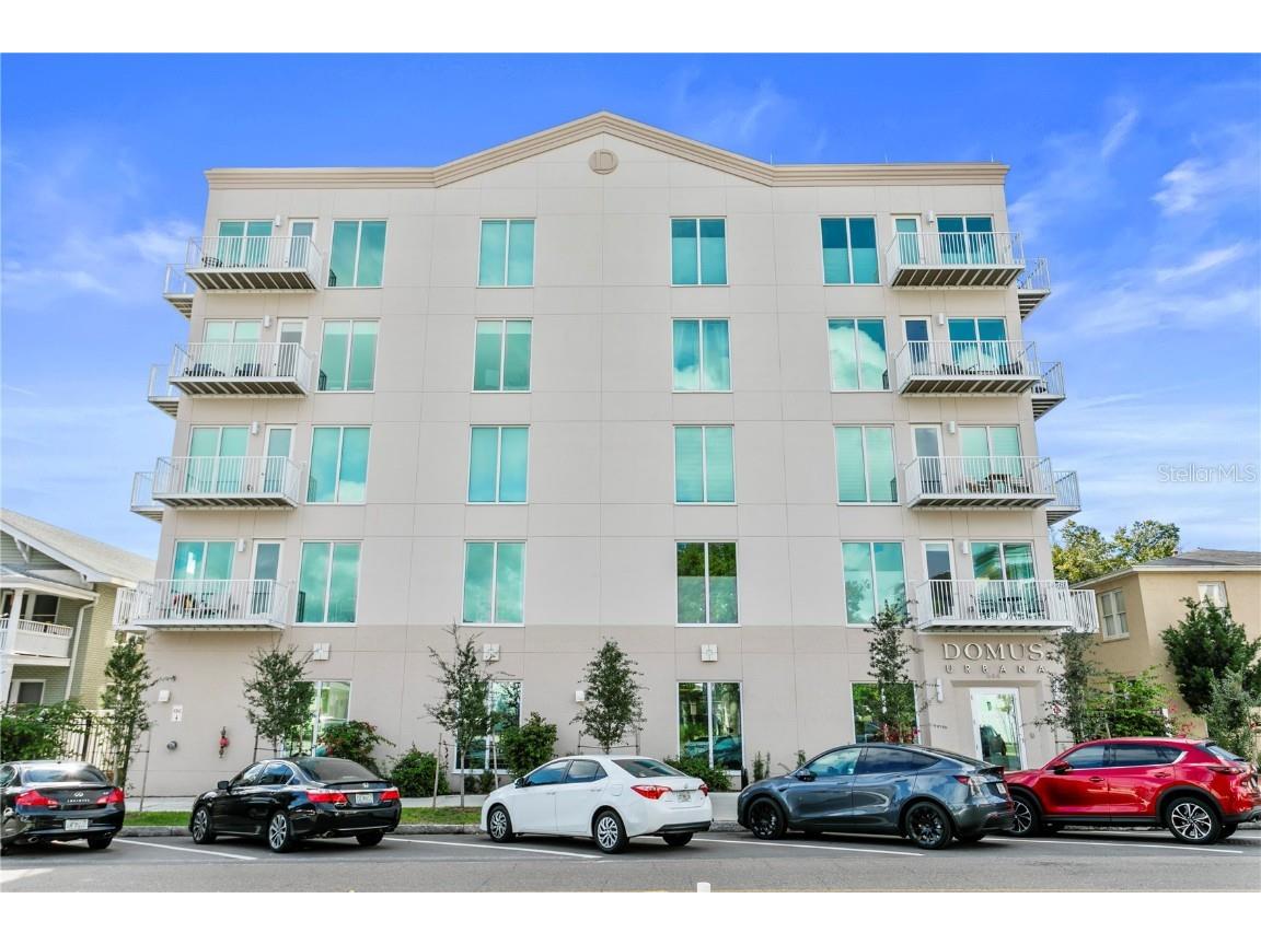 644 3rd Avenue S #401 Saint Petersburg FL 33701 U8223737 image1