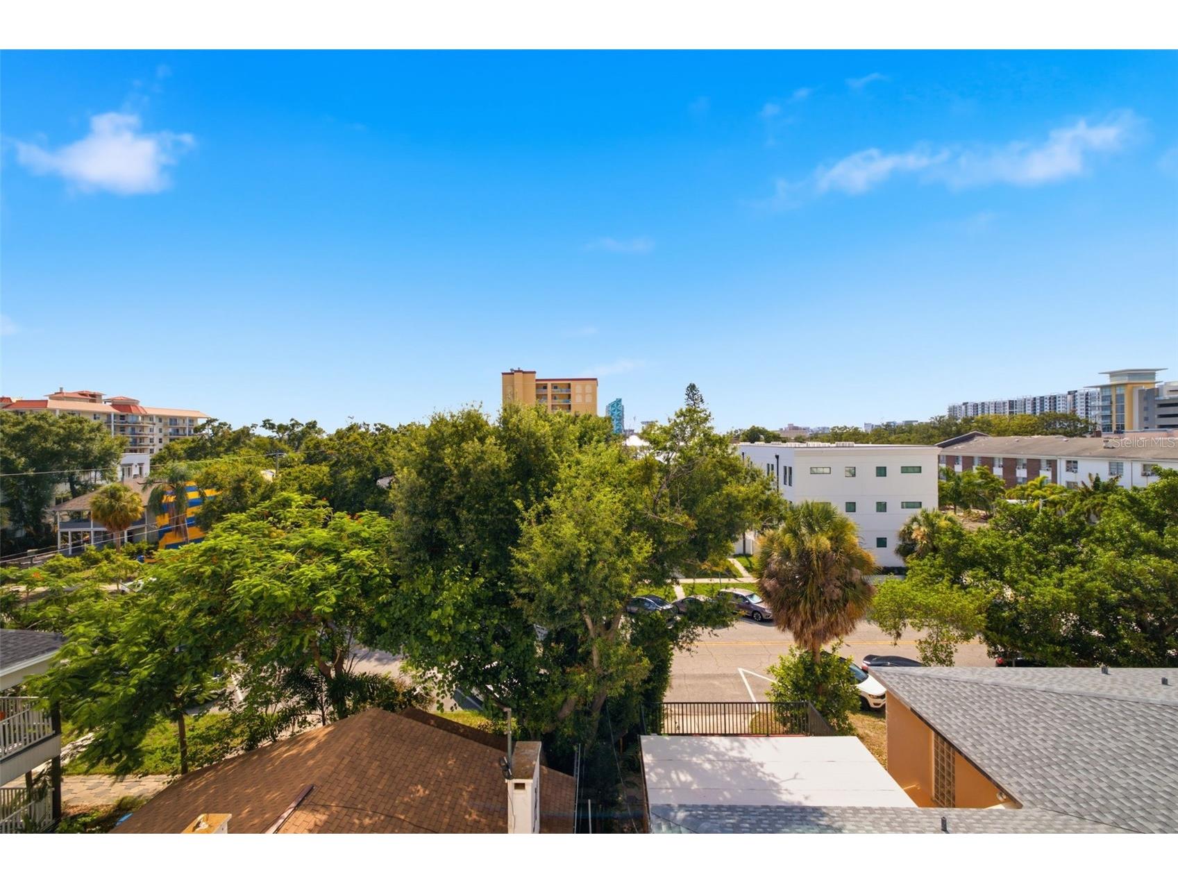 644 3rd Avenue S #403 Saint Petersburg FL 33701 TB8531364 image35