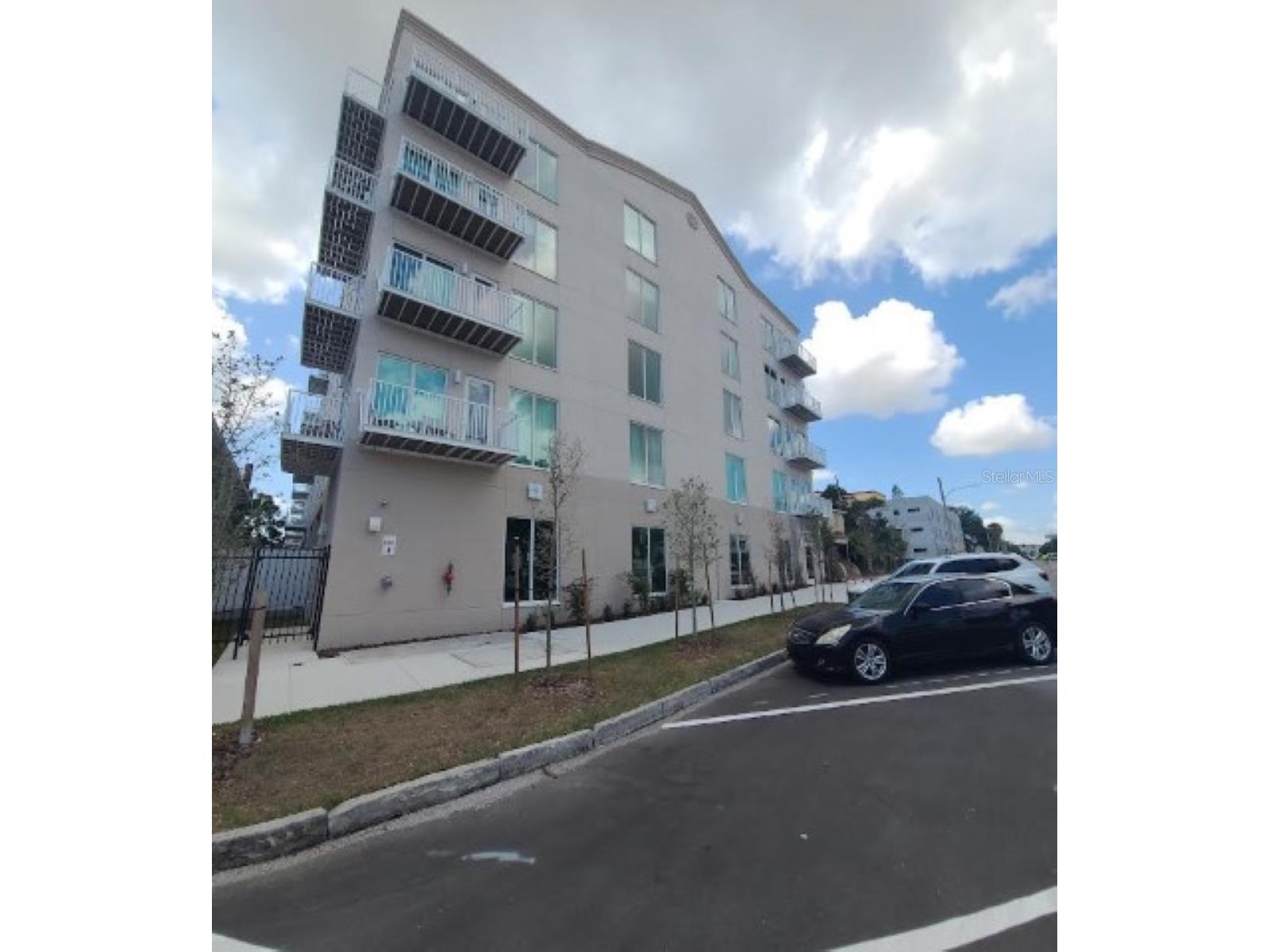 644 3rd Avenue S #408 Saint Petersburg FL 33701 TB8513855 image2