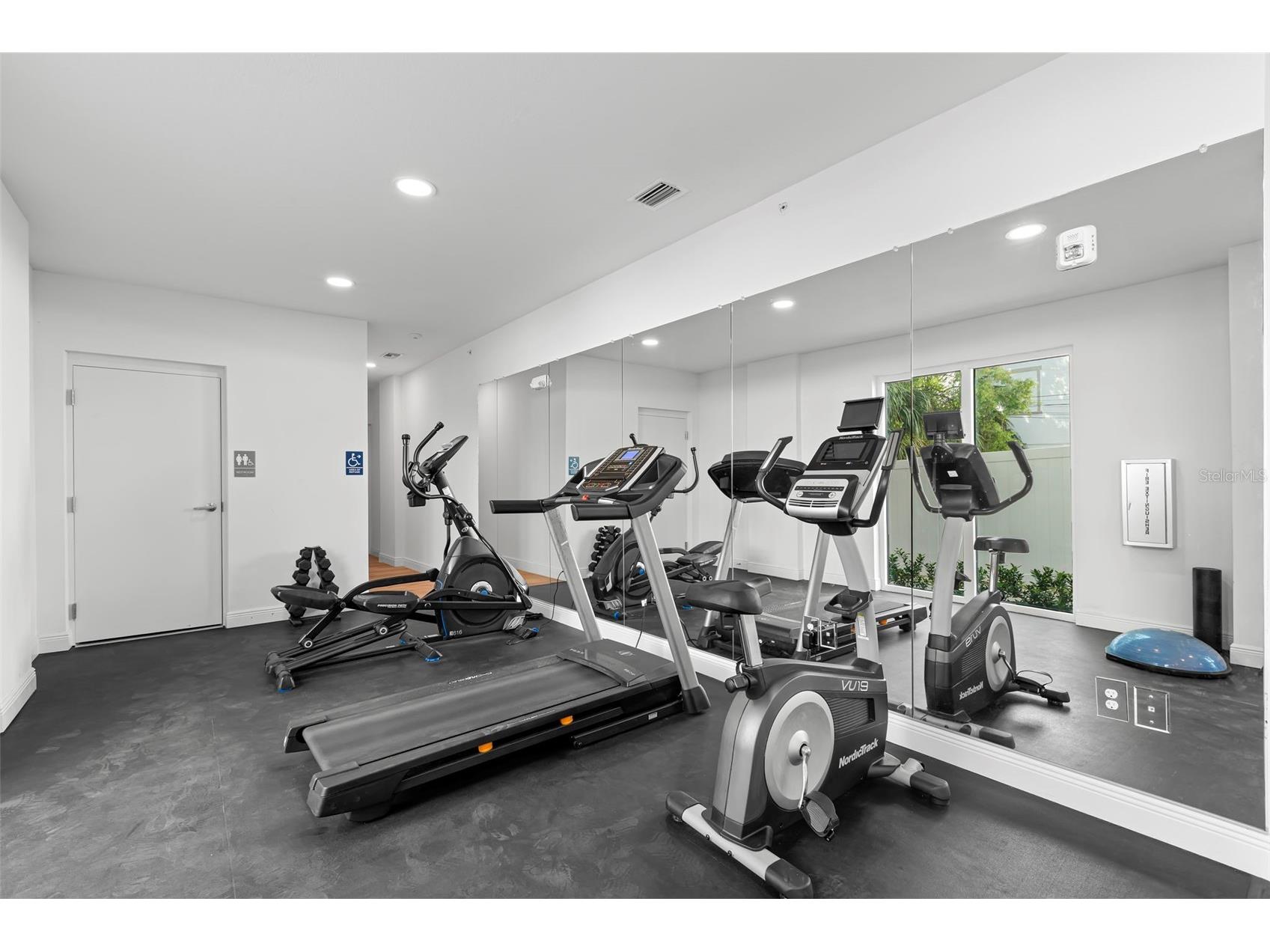 644 3rd Avenue S #507 Saint Petersburg FL 33701 TB8484910 image26