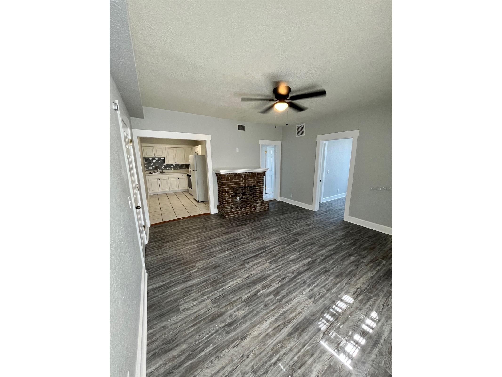 644 4th Avenue S Saint Petersburg FL 33701 GC541220 image2